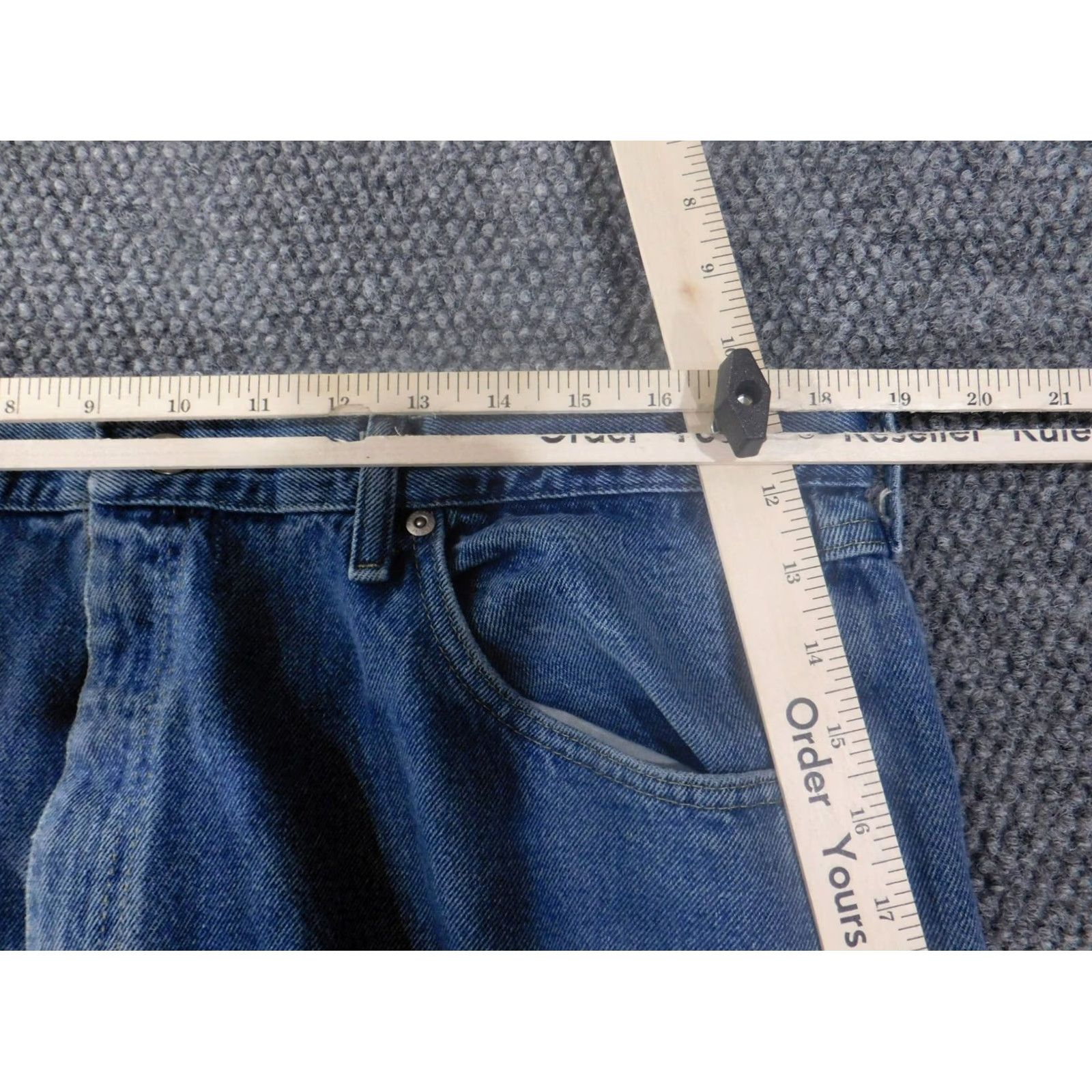 Wrangler Wrangler Jeans Mens 38x32 Relaxed Fit Light Blue Denim Workwear Straight Cowboy Pockets Zipper Regular Men Size US 38 / EU 54 - 3 Thumbnail