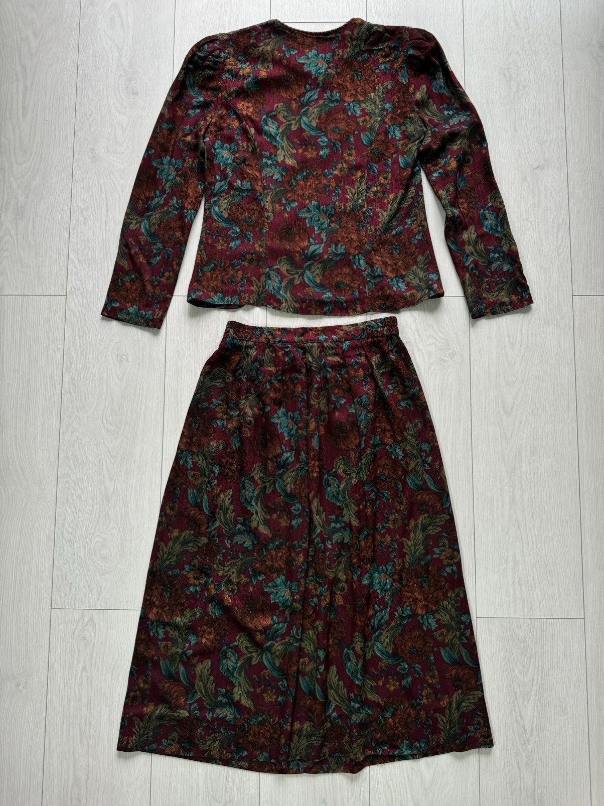 Designer × Vintage Jessica Howard Floral Skirt Suit & Blouse-Jacket Vintage Size 30" / US 8 / IT 44 - 3 Thumbnail