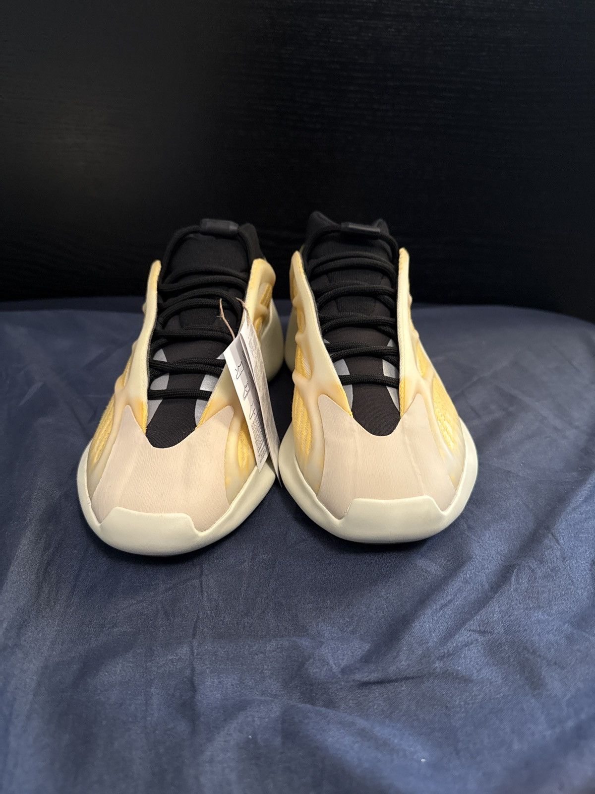 Yeezy Yeezy 700 Size US 9.5 / EU 42-43 - 4 Thumbnail