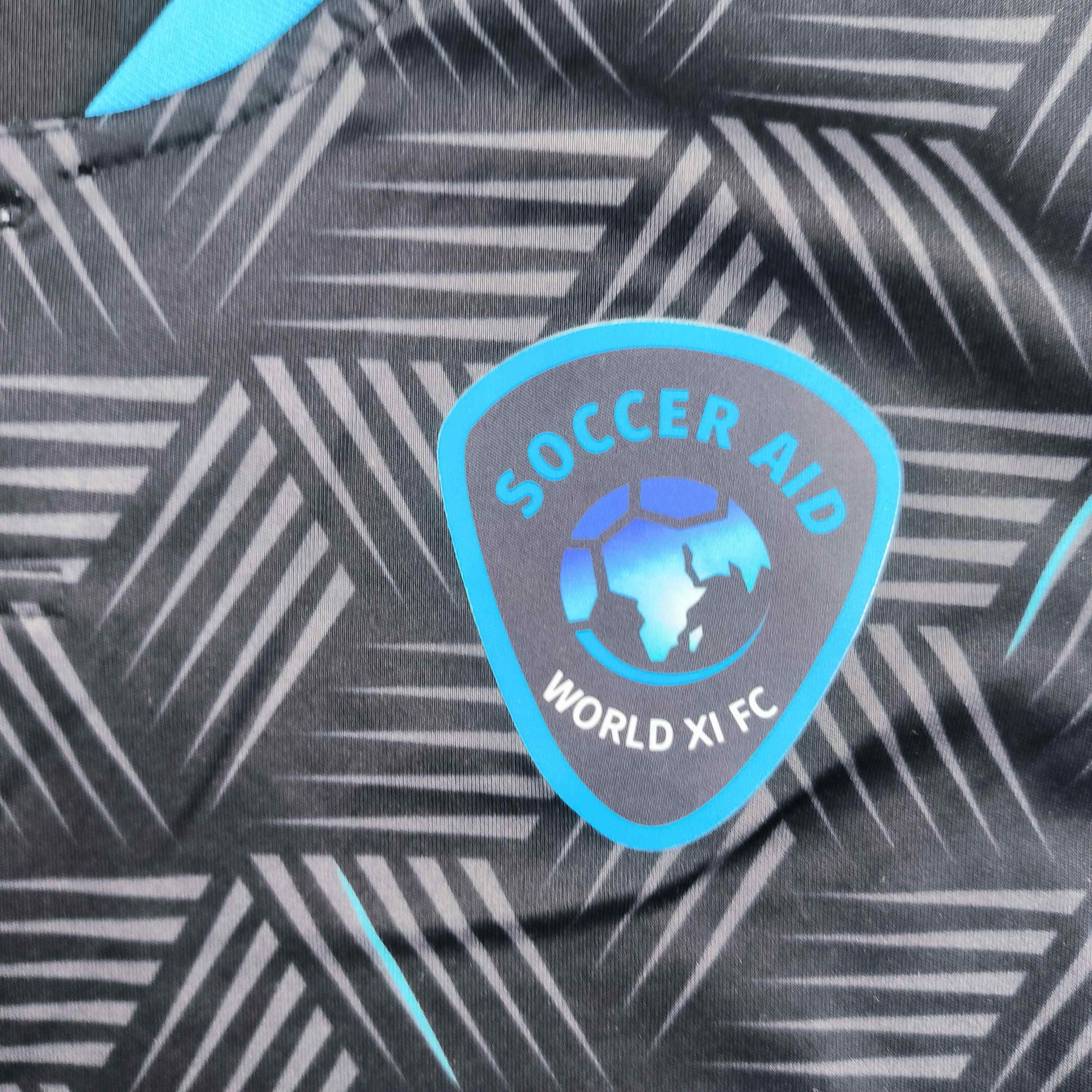 Puma Soccer Aid 2020 Puma home football jersey shirt size M Size US M / EU 48-50 / 2 - 4 Thumbnail