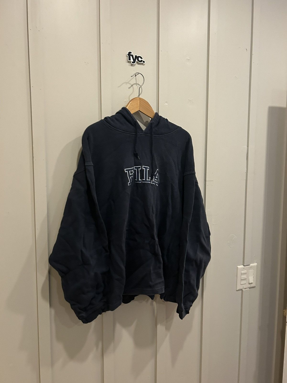 Fila × Vintage Vintage 90s FILA Faded Hoodie Size US XL / EU 56 / 4 - 2 Thumbnail