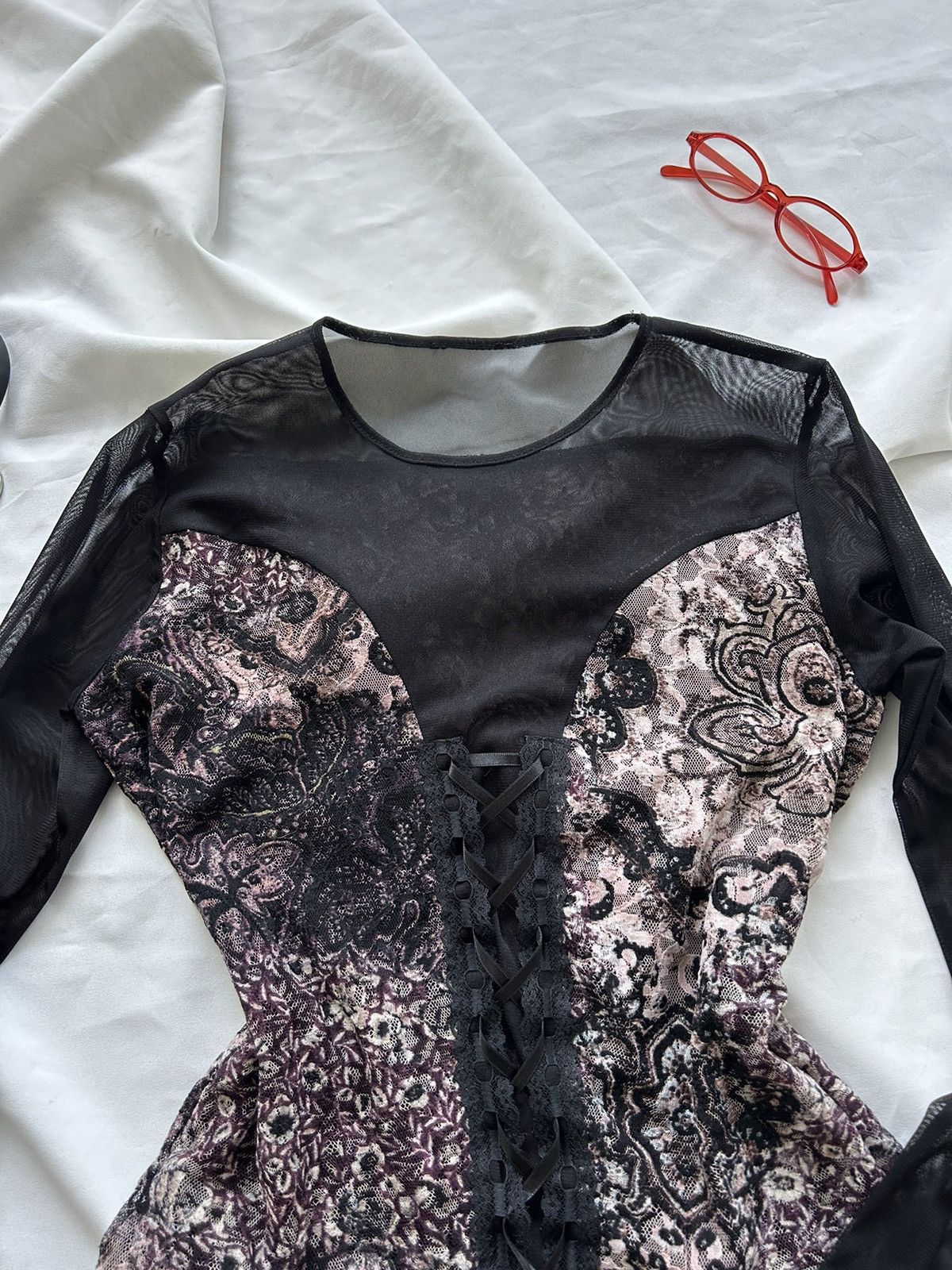Vintage Stunning Lace long sleeve top blouse goth black y2k corset Size S / US 4 / IT 40 - 8 Thumbnail