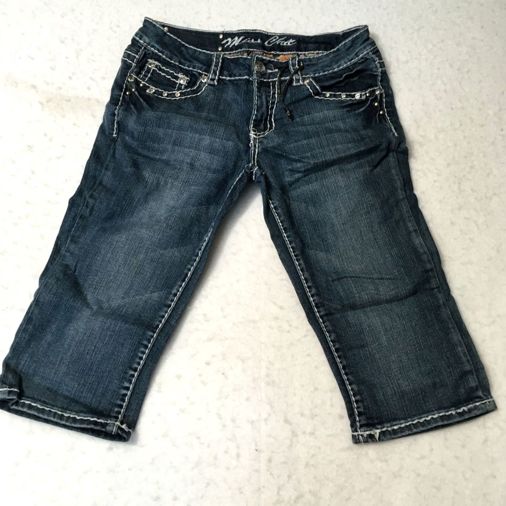 Vintage Miss Chic Jeans Mid Rise Womans Size 9 (28x16) Blue Denim capri leg Med Wash Size 28" / US 6 / IT 42 - 2 Thumbnail