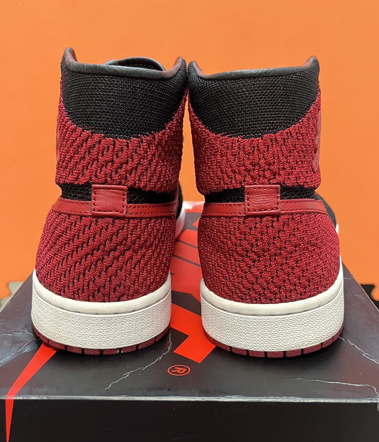 Jordan Brand Jordan 1 Flyknit Bred 2017 Size US 9 / EU 42 - 7 Thumbnail