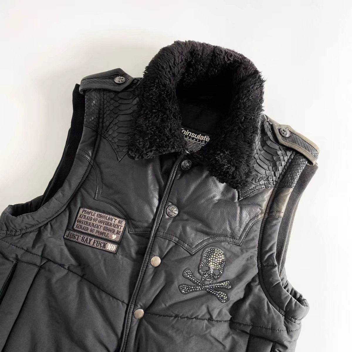 Roen Roen Panel Crystal Skull Thinsulate Fur Vest K11 Size US M / EU 48-50 / 2 - 4 Thumbnail