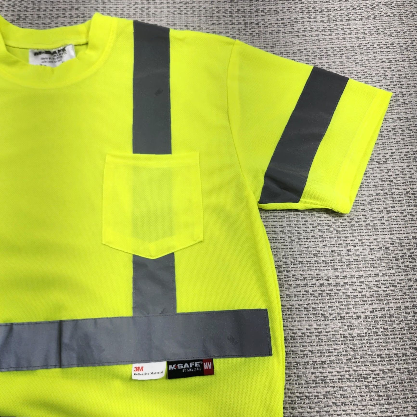 Vintage Majestic M-SAFE Hi Vis Safety Shirt Mens Large 3M Reflective Class 3 75-5305 Yellow Polyester Net? Size US L / EU 52-54 / 3 - 3 Thumbnail