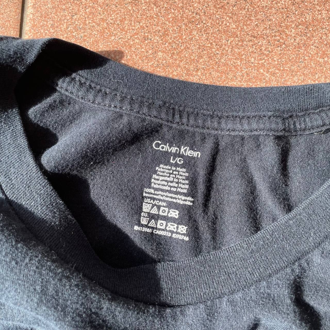 Calvin Klein ⭐️SALE⭐️ [L] CALVIN KLEIN TSHIRT GRAPHIC Size US L / EU 52-54 / 3 - 3 Thumbnail