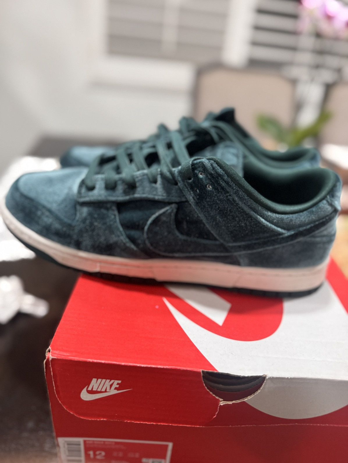Nike Nike velvet Size 12.5W/11M Size US 11 / EU 44 - 2 Thumbnail