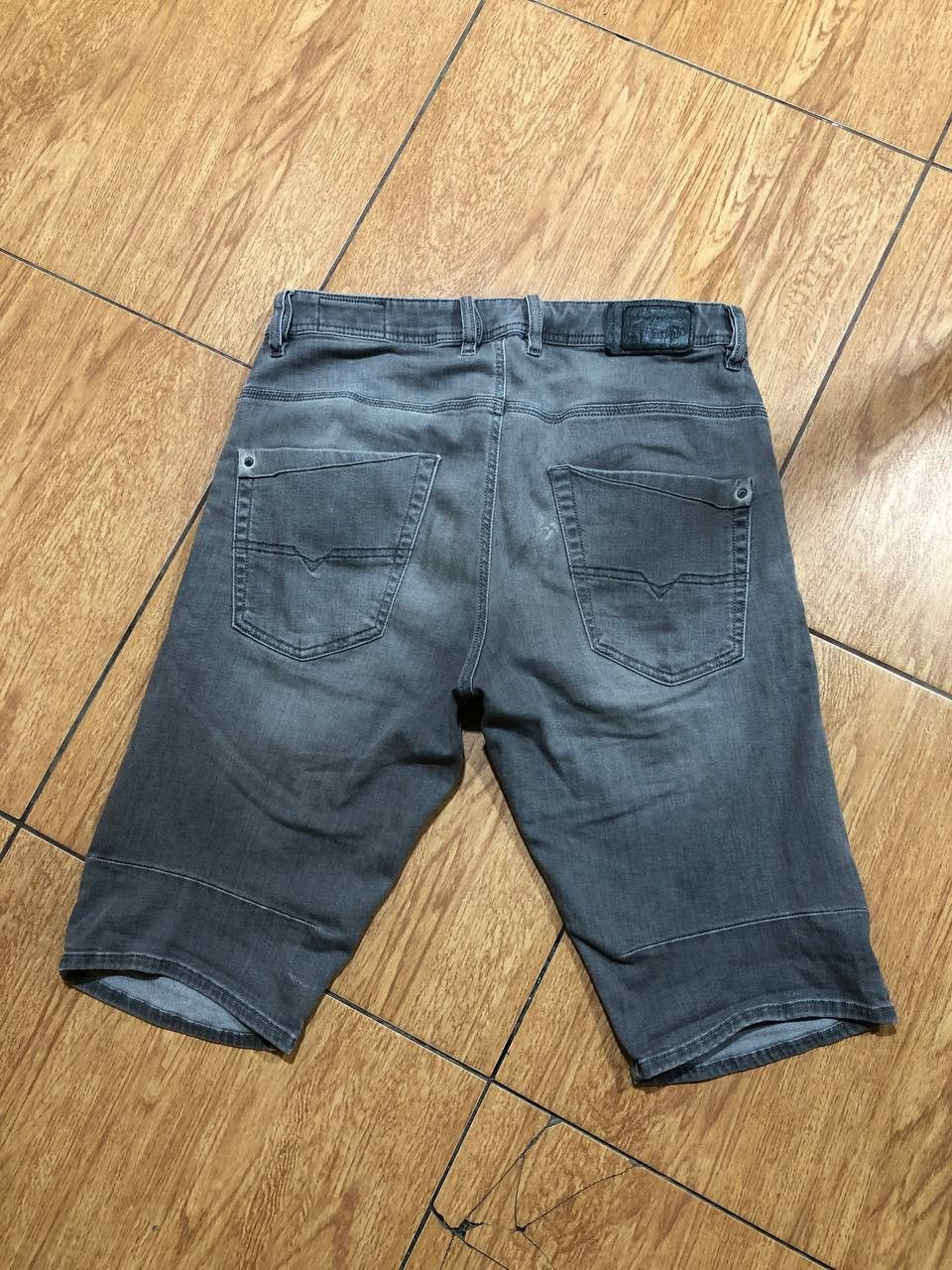 Diesel Diesel Shorts Denim Industry Distressed Stretch Button Fly Size US 32 / EU 48 - 6 Thumbnail