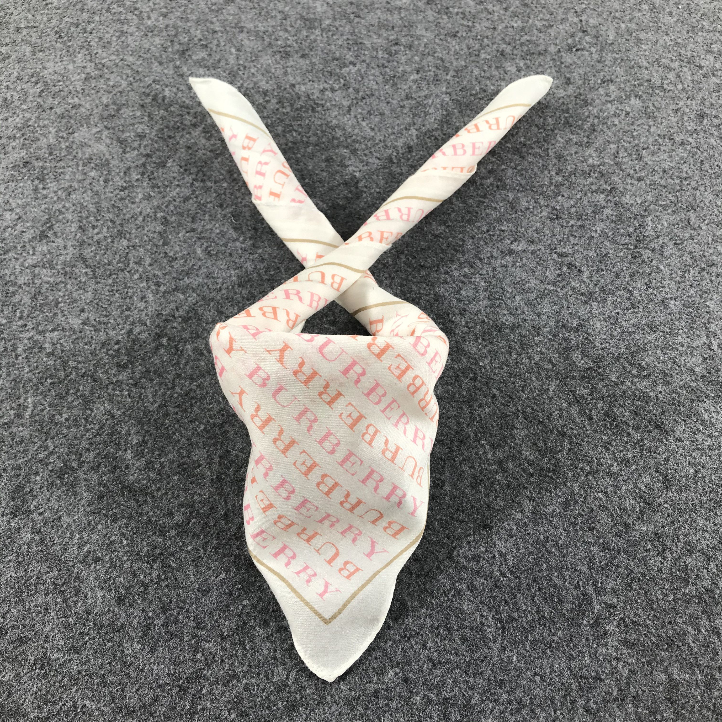 Burberry Burberry Handkerchief Neckerchief Bandana H338 Size ONE SIZE - 2 Thumbnail
