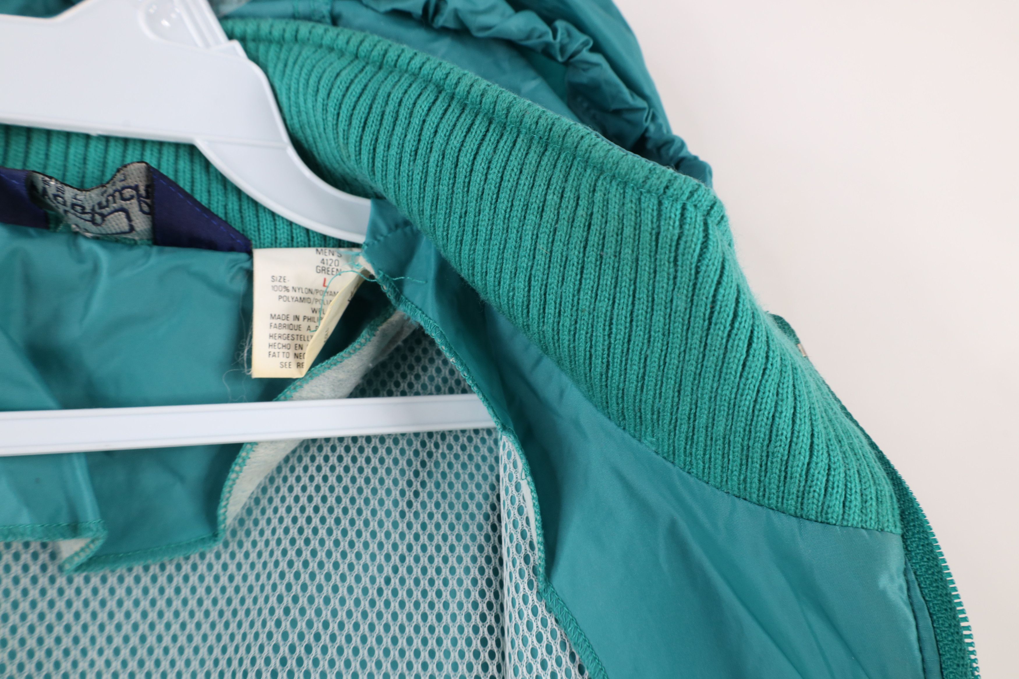 Vintage × Woolrich Woolen Mills Vintage 90s Woolrich Blank Hooded Windbreaker Jacket Green Size US L / EU 52-54 / 3 - 13 Thumbnail