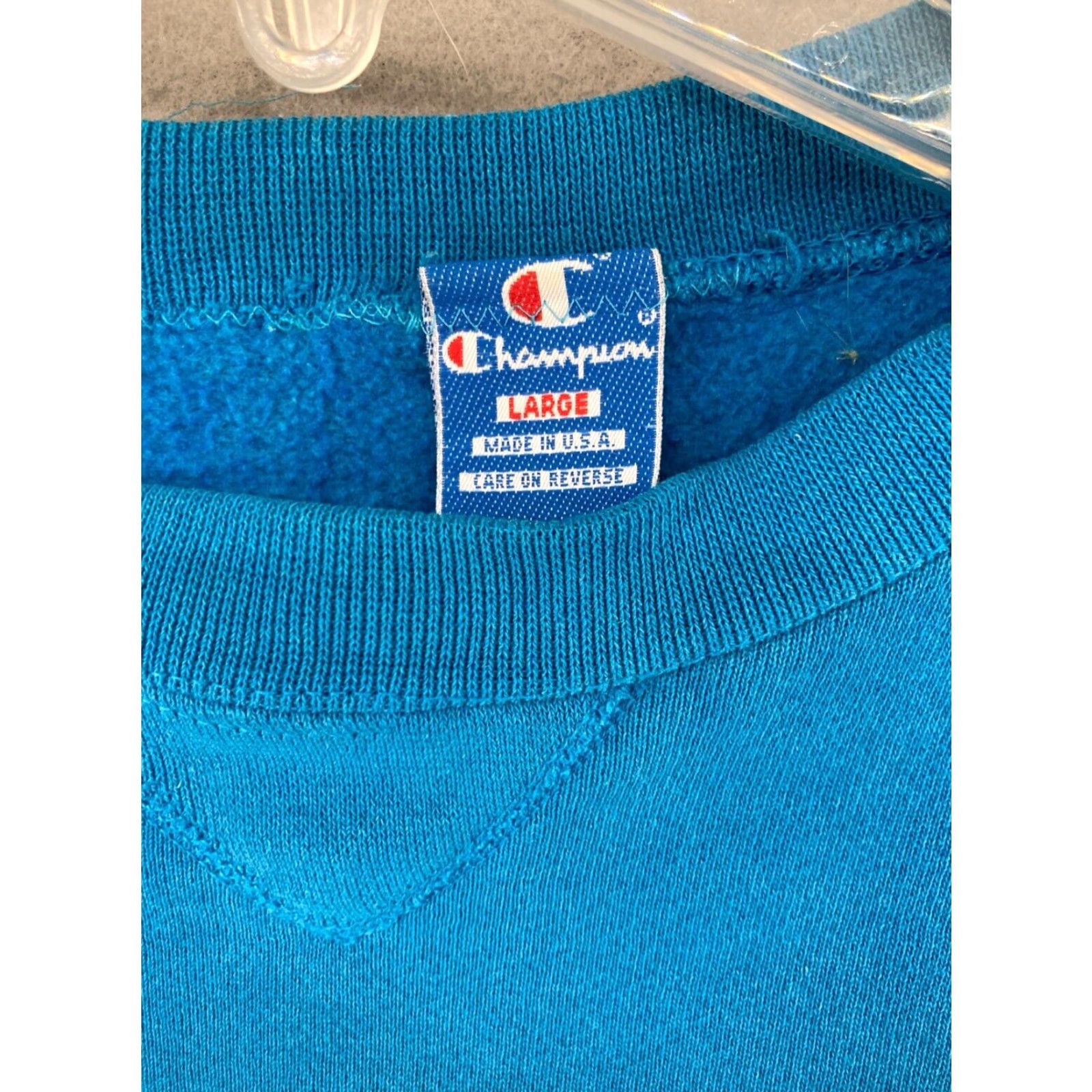 Champion VINTAGE Champion Mens Sweatshirt Large Blue USA MADE Classic Dads Spellout Logo Size US L / EU 52-54 / 3 - 6 Thumbnail