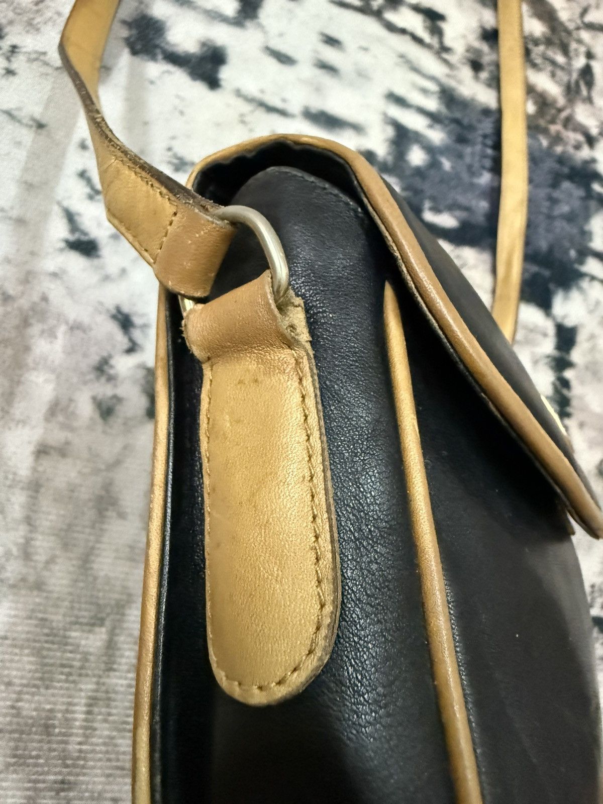 Celine × Designer × Vintage Vintage Celine Black Leather Massenger Bag Size ONE SIZE - 6 Thumbnail