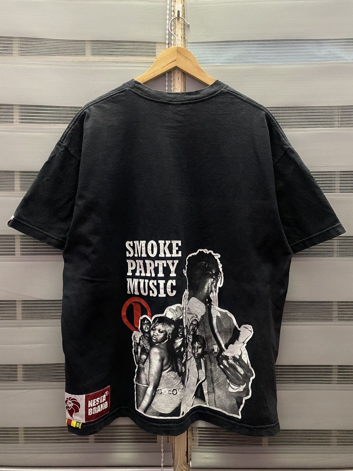Vintage 2000s Nesta Party Smoke Music Rap Tees Hip Hop Band Size US L / EU 52-54 / 3 - 1 Thumbnail