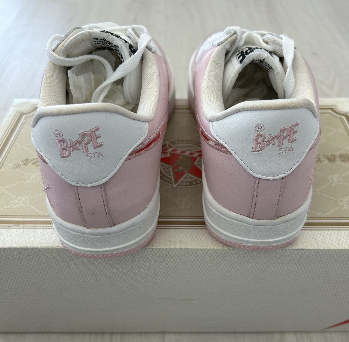 Bape VERY RARE OG 2005 A BATHING APE X KAWS PINK CAMO BAPESTA Size US 9 / EU 42 - 6 Thumbnail