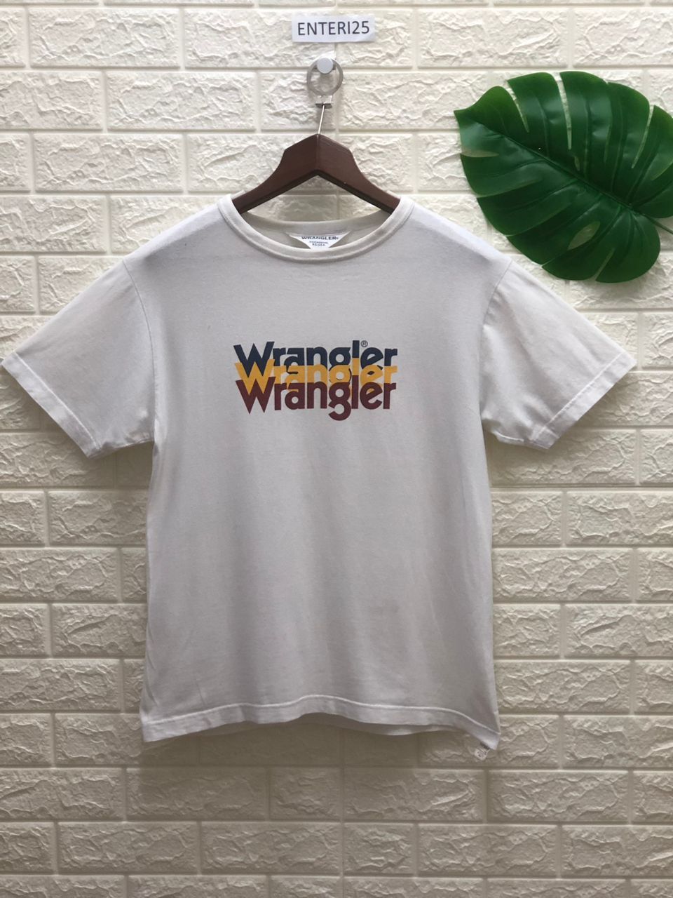 Vintage vintage Wrangler Modern Retro style Wrangler logo tee Size US M / EU 48-50 / 2 - 1 Thumbnail