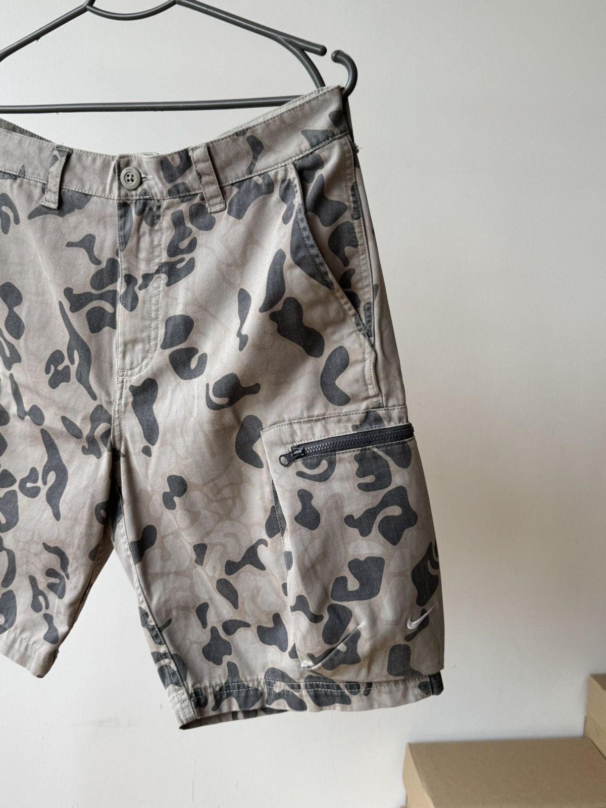 Nike Vintage Nike Cargo Pockets Camo Shorts Size US 34 / EU 50 - 3 Thumbnail