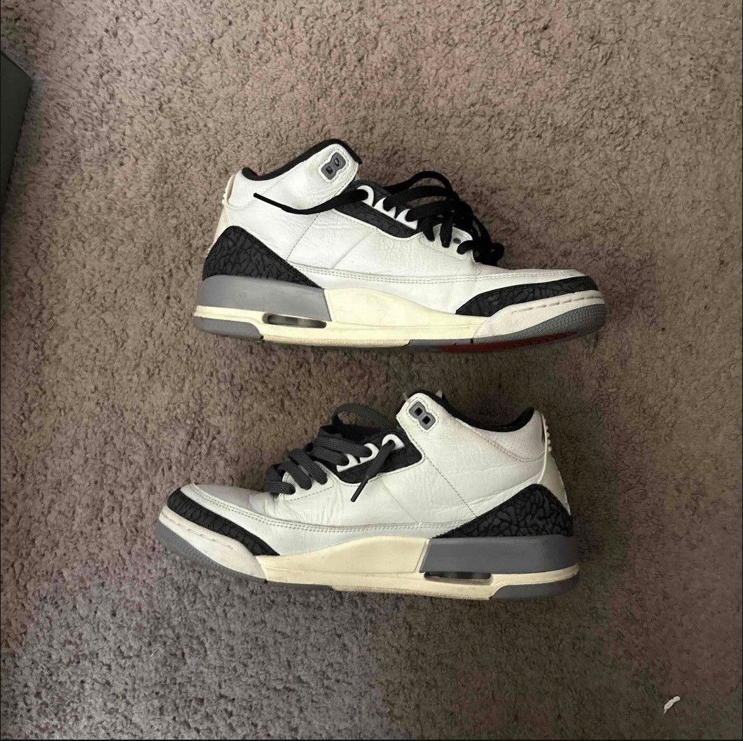 Jordan Brand Jordan 3 Cement Grey Size US 11 / EU 44 - 1 Thumbnail