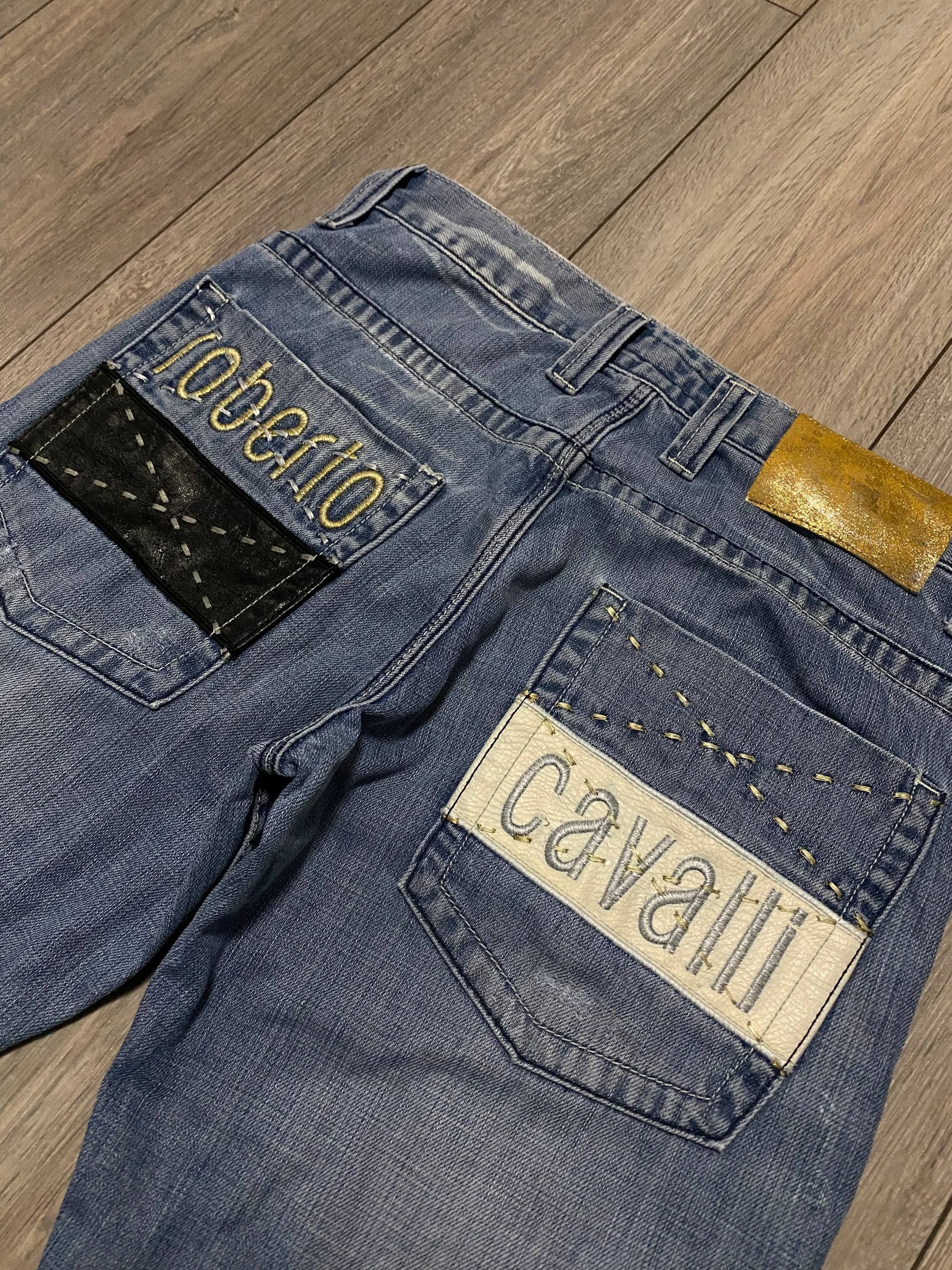 Roberto Cavalli Roberto Cavalli Vintage Baggy Jeans Big Logo Painted 90s Size US 31 - 3 Thumbnail