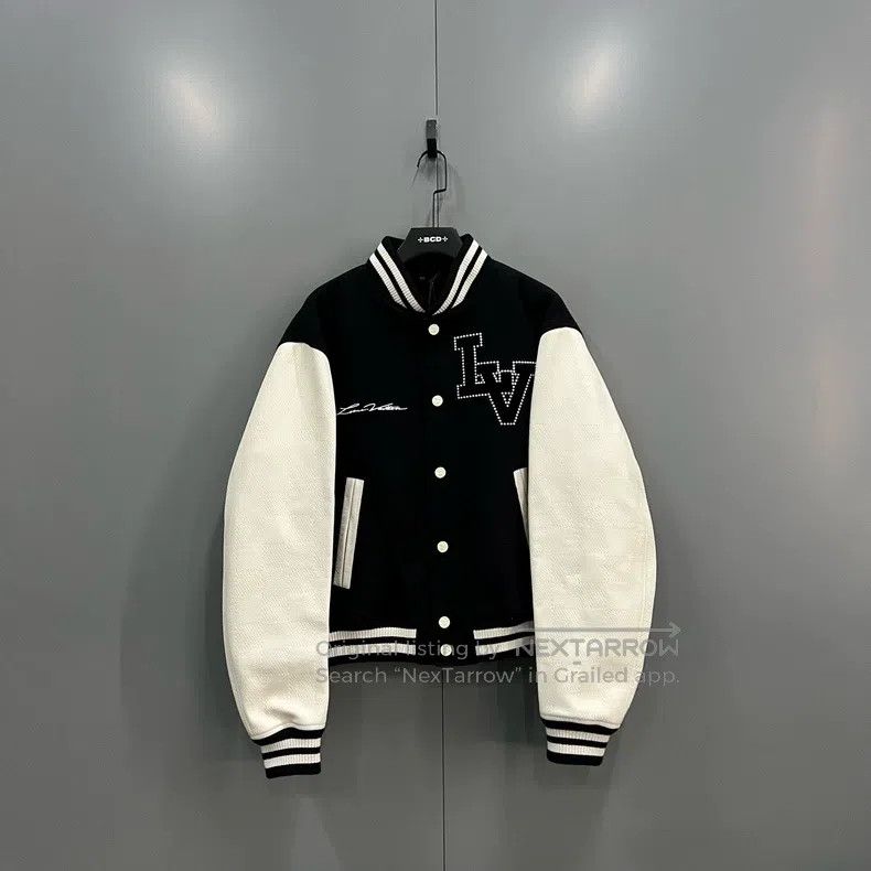Louis Vuitton Louis Vuitton Beaded logo embroidered baseball jacket Size US L / EU 52-54 / 3 - 1 Thumbnail