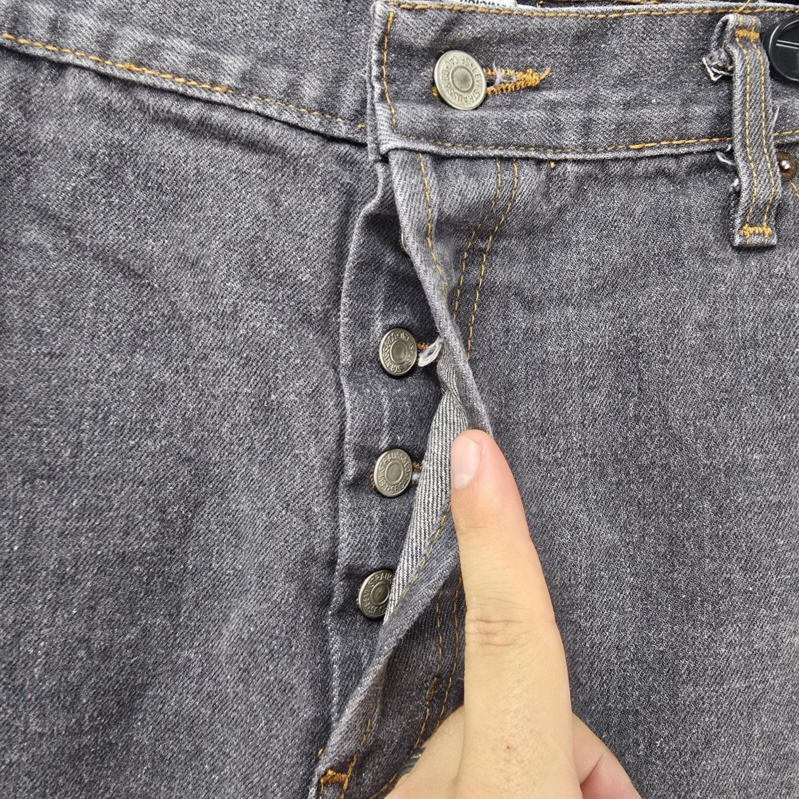 Levi's Vintage Levis 501 Jeans Mens 40x29 Straight Leg Y2K USA Size US 40 / EU 56 - 3 Thumbnail