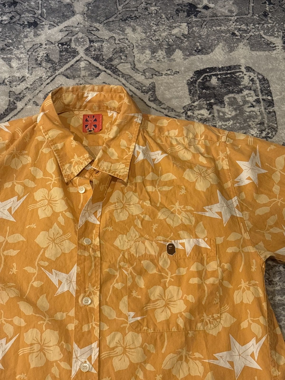 Bape BAPE Hibiscus Aloha Shirt Size US XL / EU 56 / 4 - 2 Thumbnail