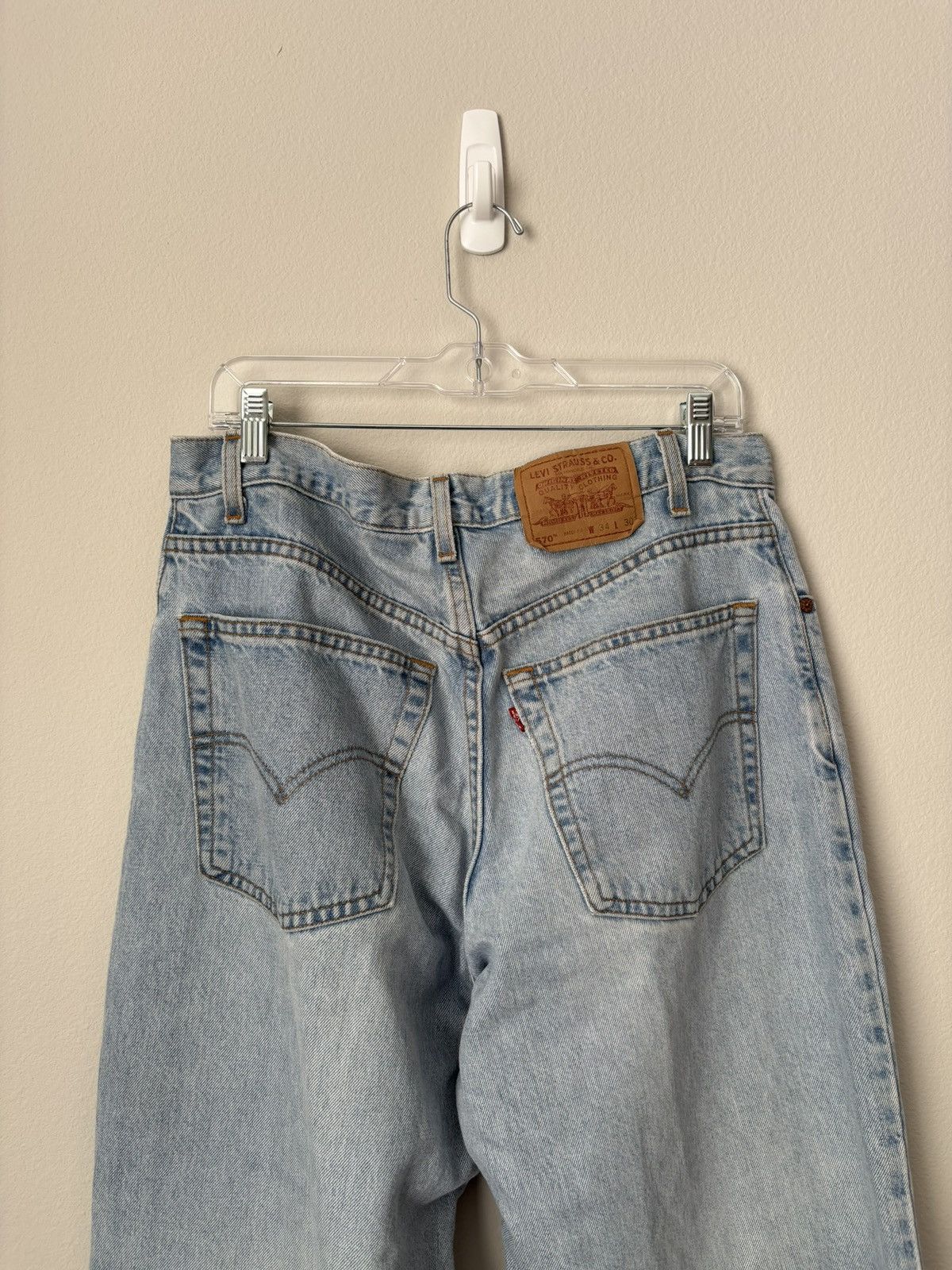 Levi's Vintage 90s 570 Levi's Light Wash Jeans Size US 34 / EU 50 - 6 Thumbnail