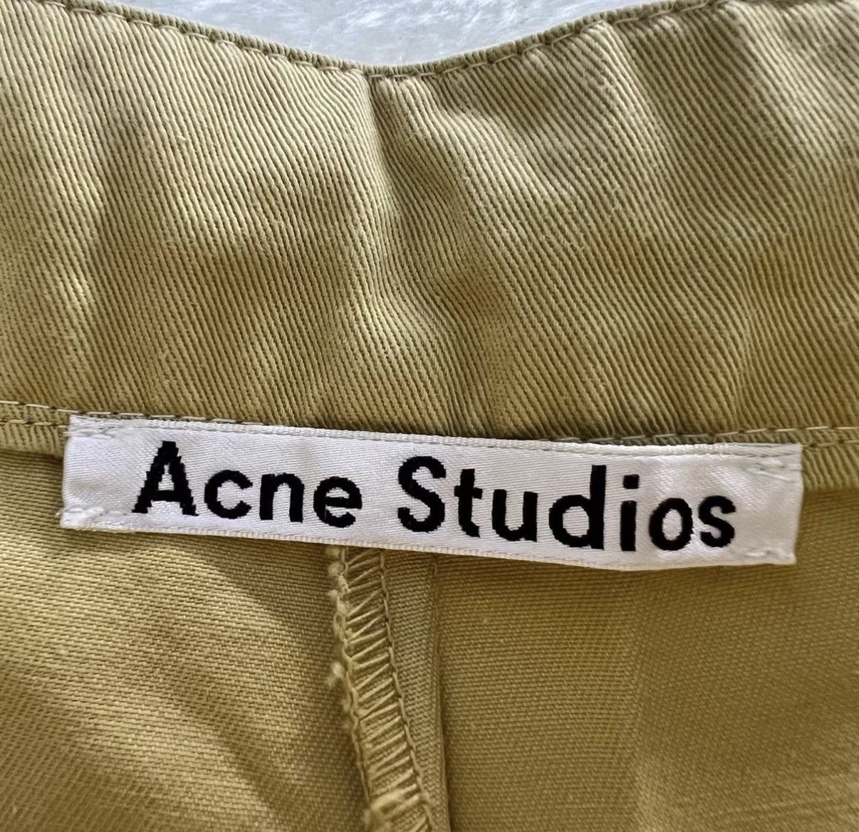 Acne Studios Acne Studios Yellow Belted Shorts J41 Size 27" / US 4 / IT 40 - 3 Thumbnail