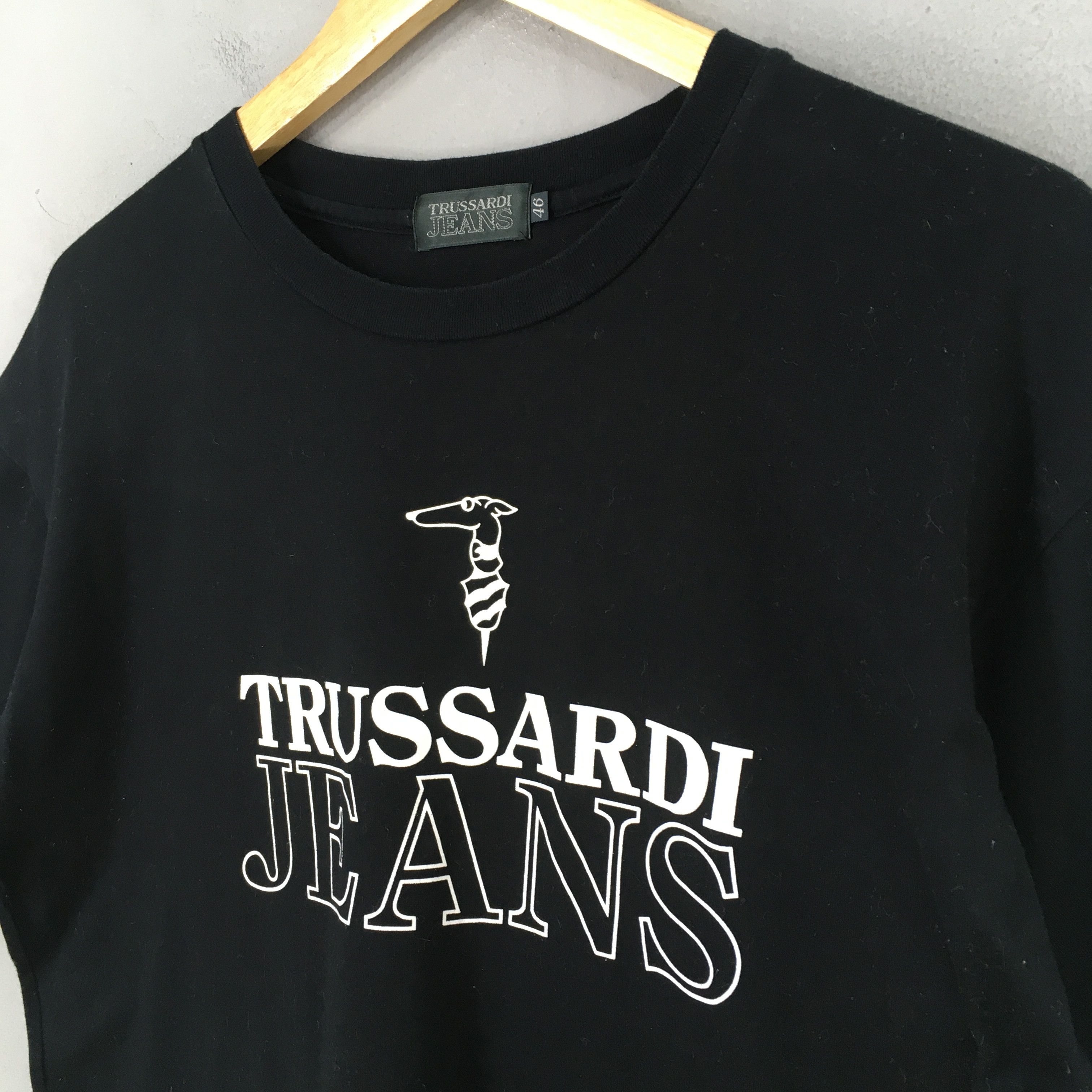 Trussardi × Vintage Vintage Trussardi Jeans Sportswear Black T shirt Medium Size US M / EU 48-50 / 2 - 4 Thumbnail