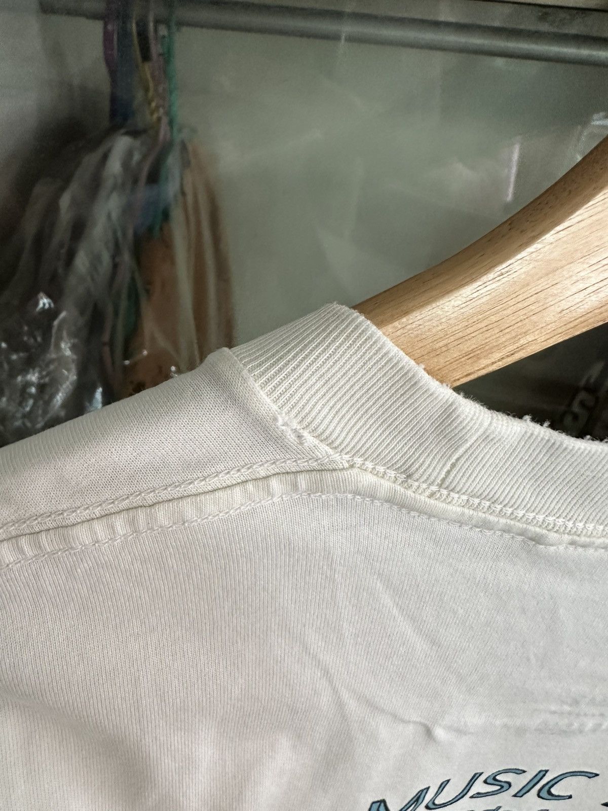 Japanese Brand × Uniqlo Haruki Murakami X Uniqlo T Shirt Size US M / EU 48-50 / 2 - 10 Thumbnail