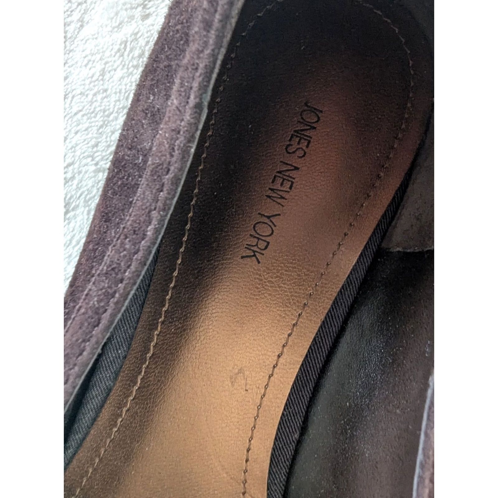 Jones New York Jones New York Brown Suede Flats Women's 8 Loafer Slip On Preppy Office Shoes EUC Size US 8 / IT 38 - 8 Thumbnail
