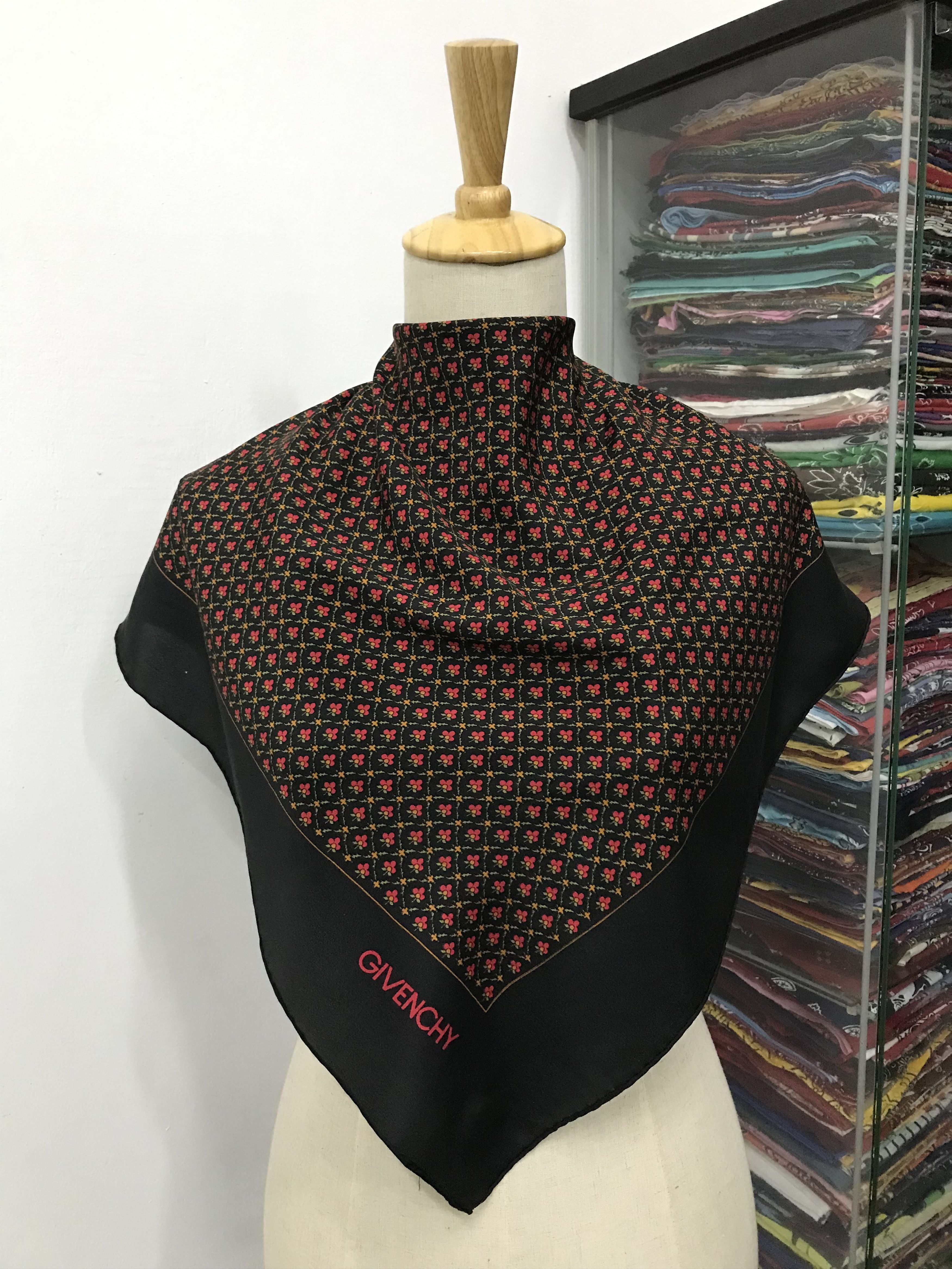 Vintage Vintage Givenchy Silk Scarf Size ONE SIZE - 1 Thumbnail