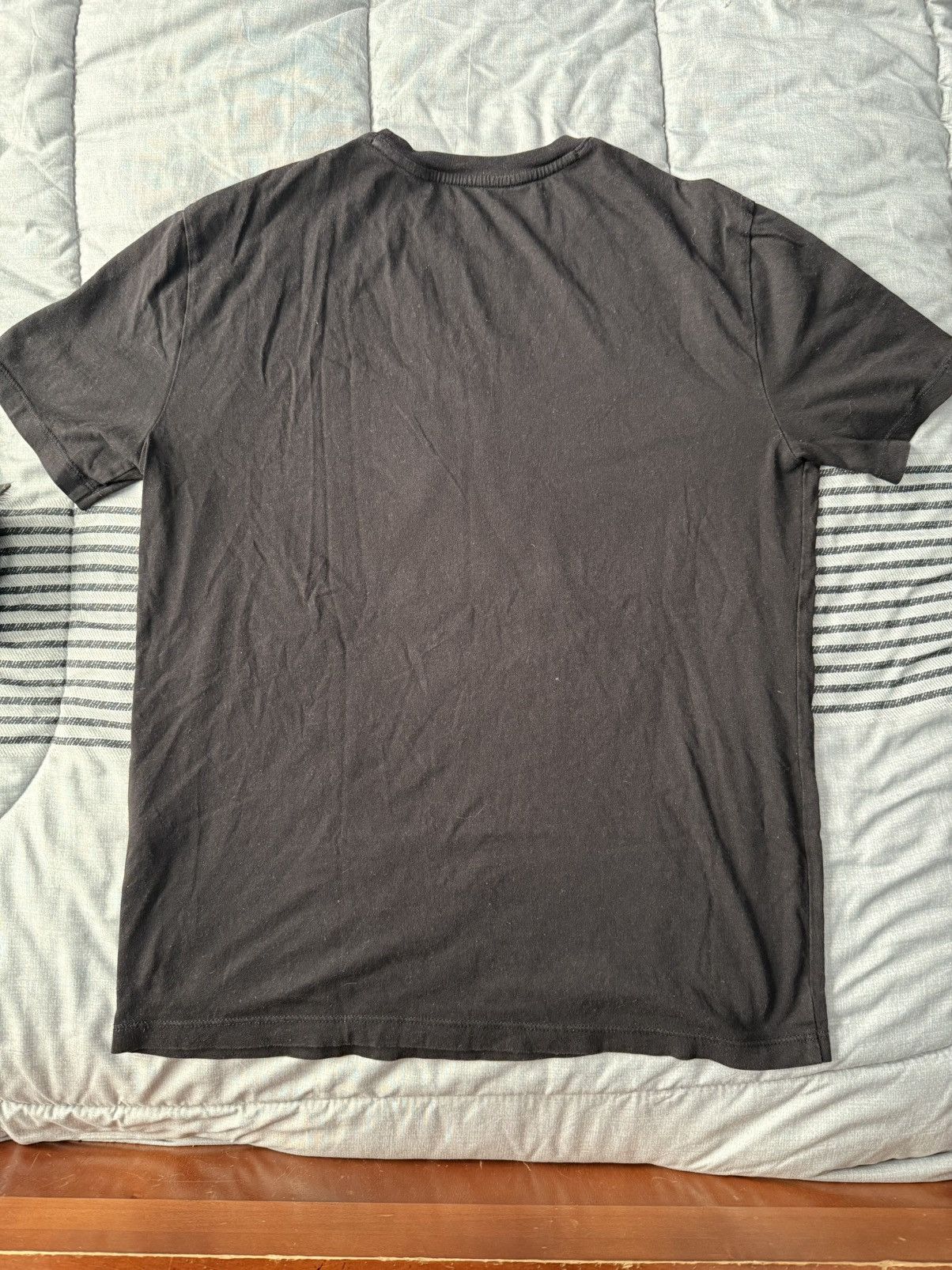 Armani Exchange Armani Exchange black and camo graphic tee Size US S / EU 44-46 / 1 - 2 Thumbnail