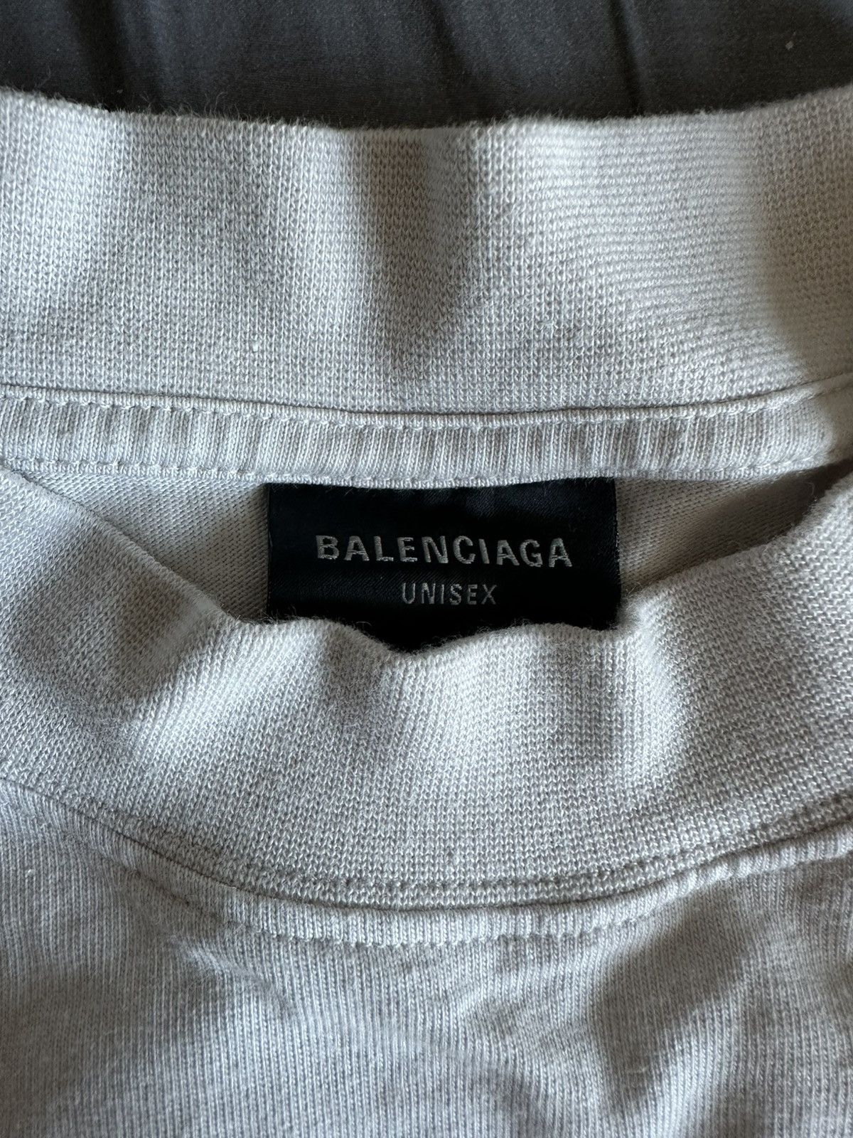 Balenciaga BALENCIAGA LOVE WIFI HEART LOGO TEE – WHITE – SIZE M Size US M / EU 48-50 / 2 - 3 Thumbnail