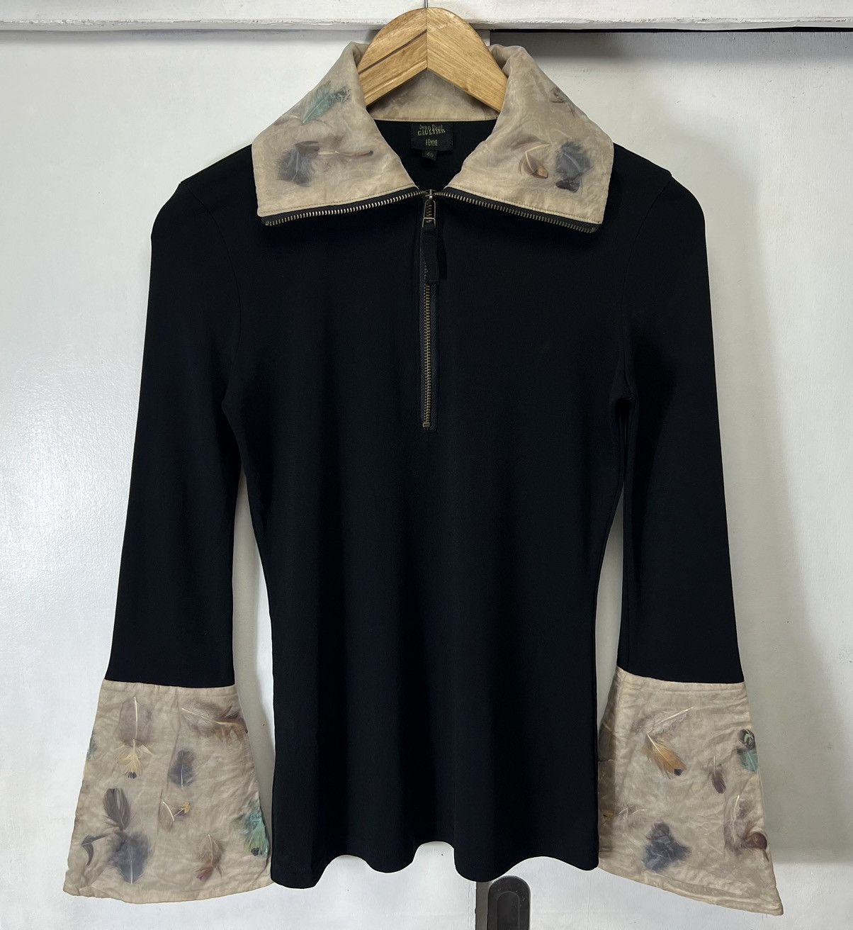 Jean Paul Gaultier 90s JPG Futuristic Feather Design Flared Cuffs Half Zip L/S Size S / US 4 / IT 40 - 18 Thumbnail