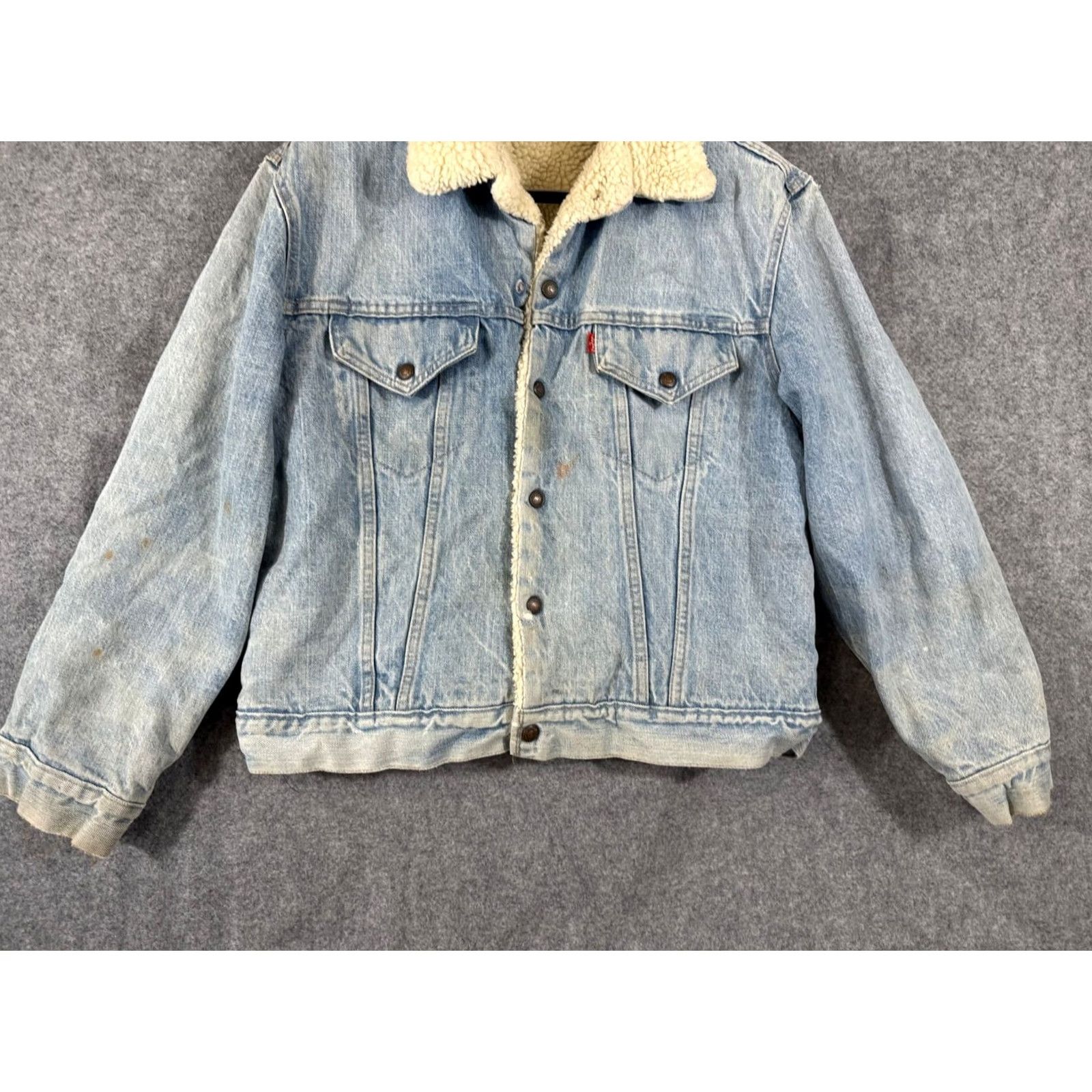 Levi's VINTAGE Levi’s Trucker Jacket Mens S Blue Denim Sherpa Fleece Weathered 1980s Button Front Regular Size S Mens Jacket Blue 80s Outdoor Weathered Size US S / EU 44-46 / 1 - 4 Thumbnail