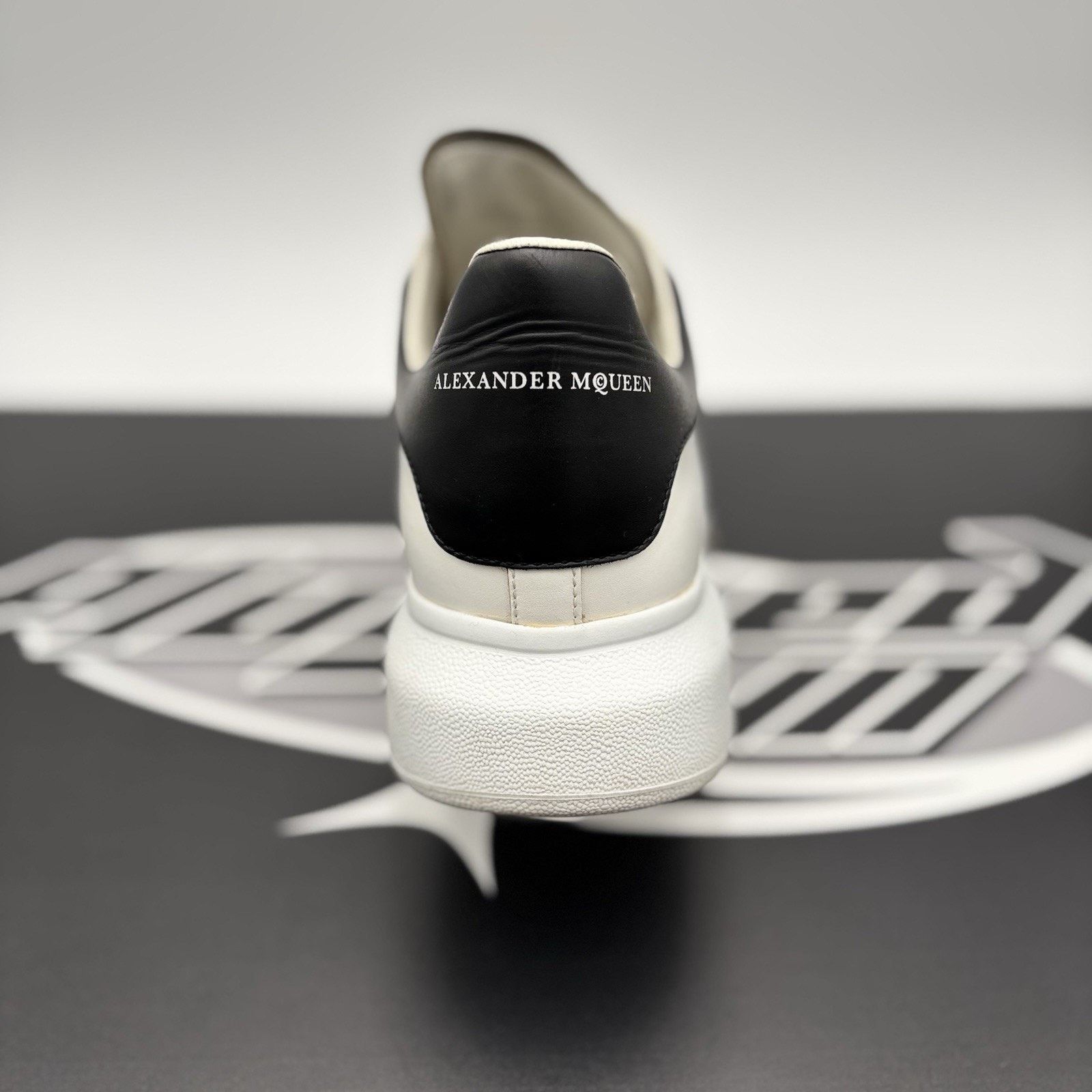 Alexander McQueen Alexander McQueen Oversized Studded ' White Black ' | GREAT! Size US 8 / EU 41 - 3 Thumbnail