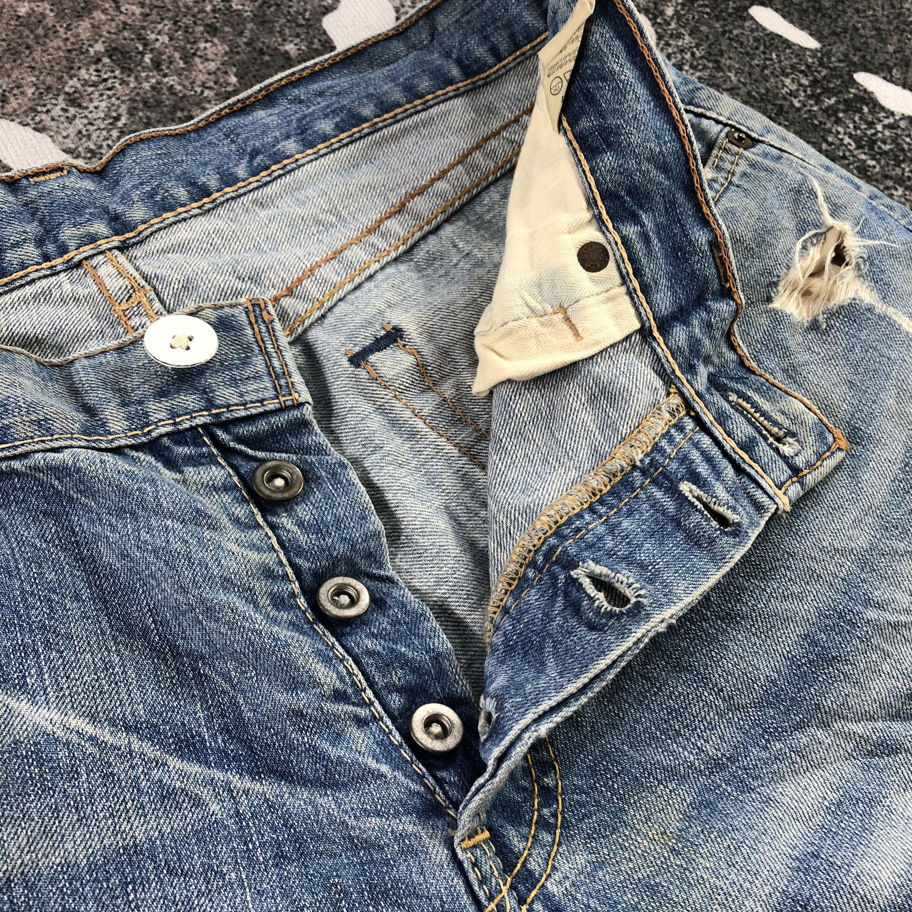 Levi's Vintage Levi's 502 Jeans Patchwork Distress Denim KJ1401 Size US 34 / EU 50 - 12 Thumbnail