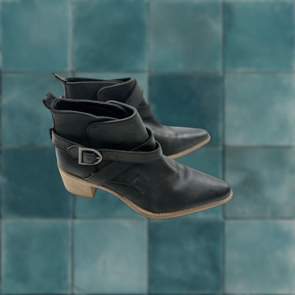 Free People Free People Back Loop Bootie Women’s 6.5 Brown Leather Western Ankle Boots Size US 7 / IT 37 - 1 Thumbnail
