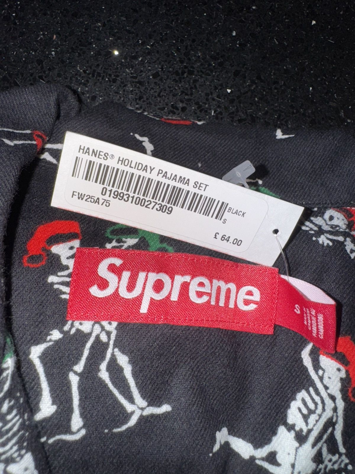 Supreme Supreme FW25 Holiday Pajama Set Size US S / EU 44-46 / 1 - 3 Thumbnail