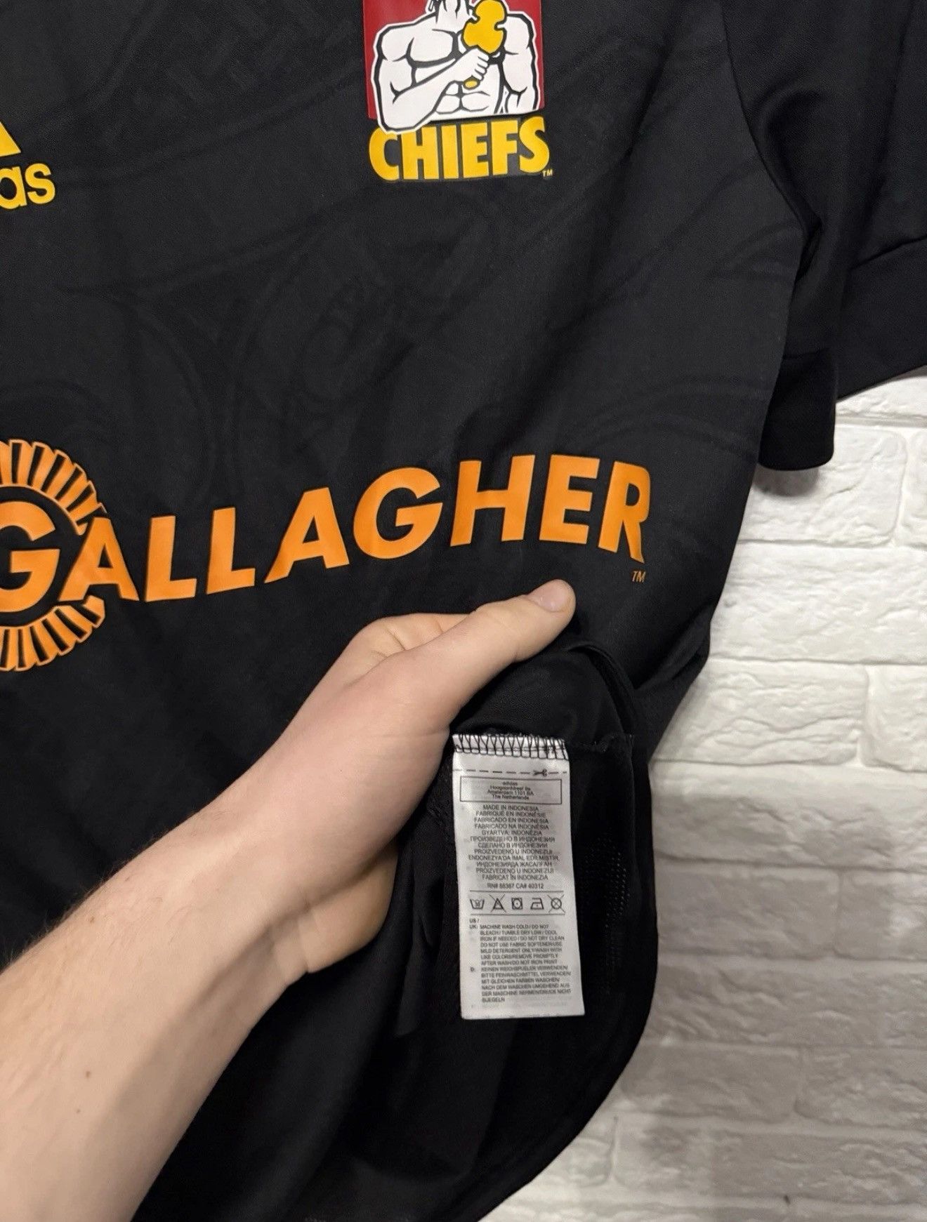 Adidas Adidas Waikato Chiefs 19/20 Jersey Socer Sz M Size US M / EU 48-50 / 2 - 4 Thumbnail