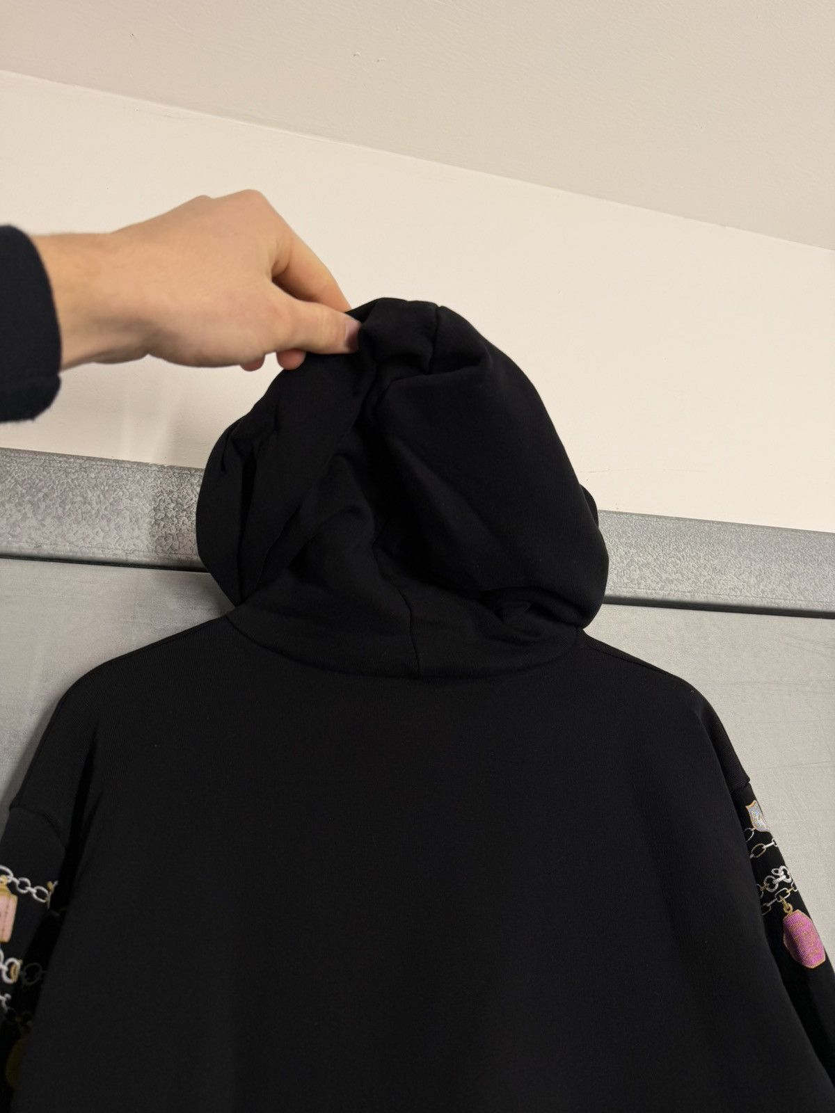 Givenchy Givenchy Dagger Chain Print Hoodie Size US XS / EU 42 / 0 - 13 Thumbnail