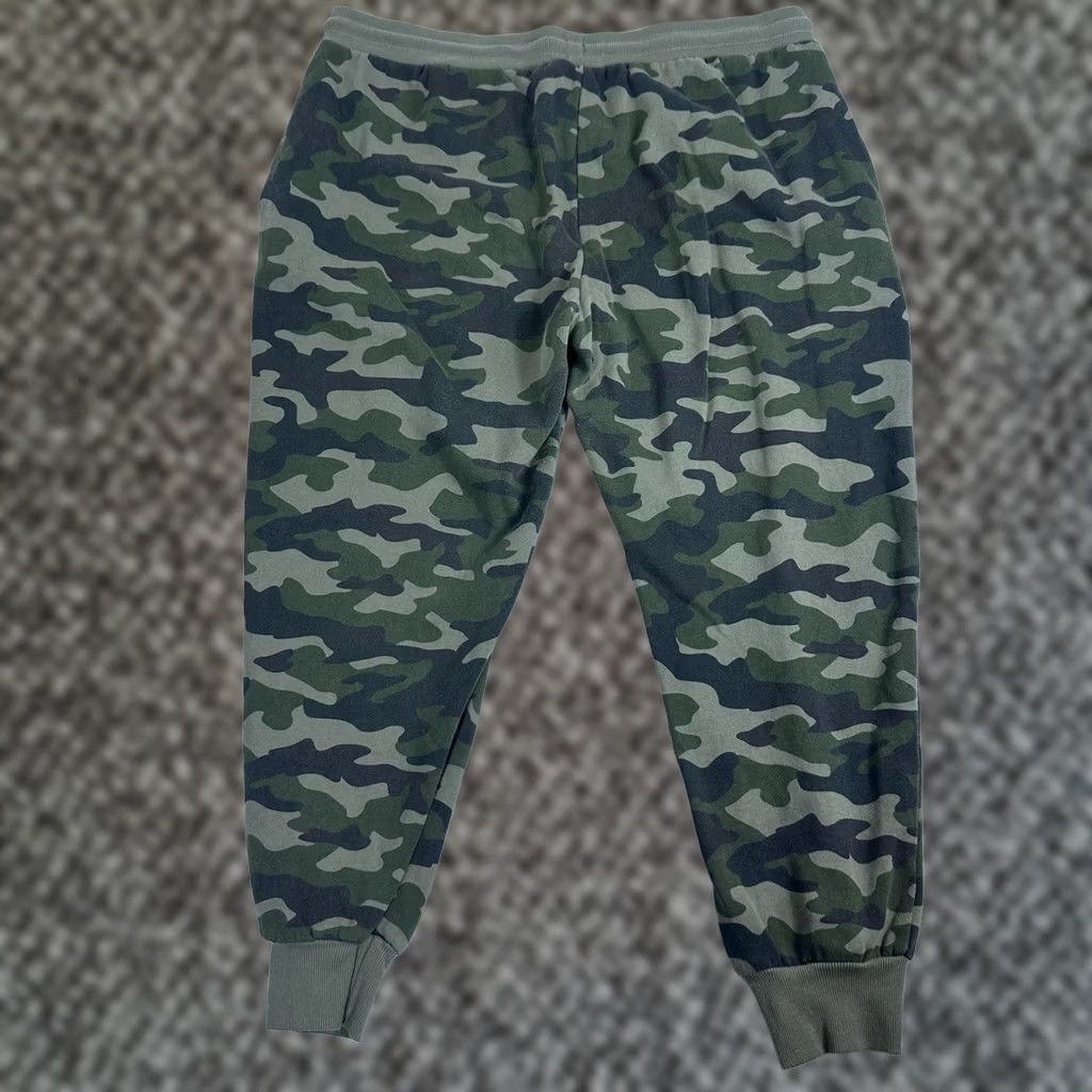 Logo 7 MTV Women’s 3XL Jogger Pants Casual Drawstring Green Camouflage Logo Tapered Pants Activewear MTG Size 40" / US 18 - 1 Thumbnail