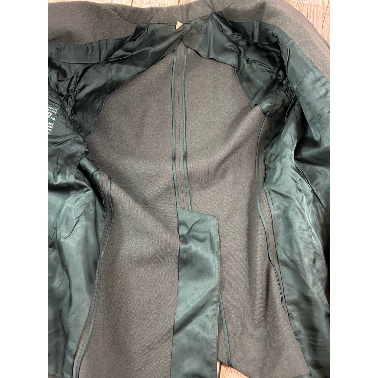 Vintage VINTAGE Military Blazer Army Green Wool 42 Regular Men Jacket Used Stains on Sleeves Size 42R - 3 Thumbnail