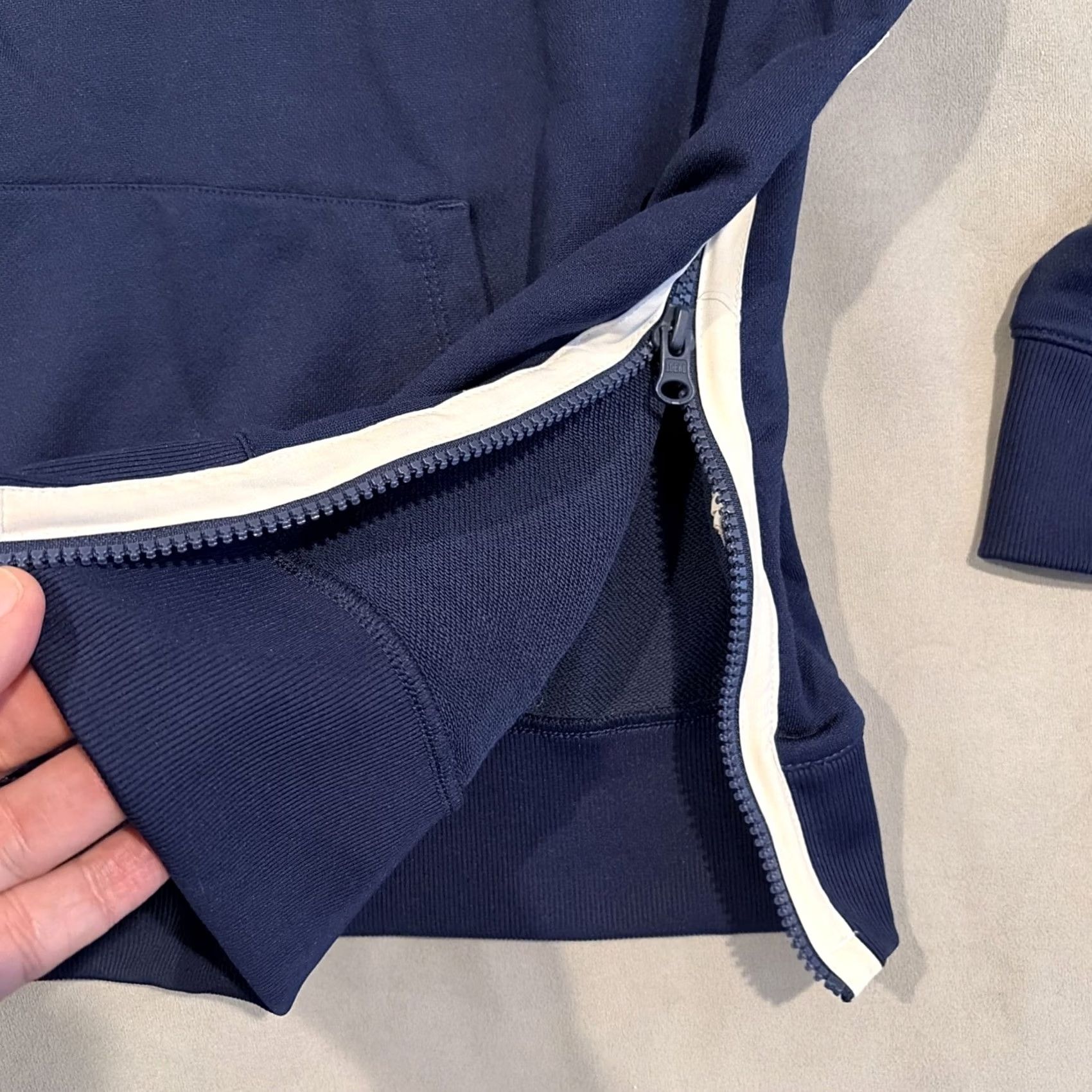 Champion VINTAGE Champion Sweatshirt XL Blue Pullover Half Zip Side Zippers Mens Size US XL / EU 56 / 4 - 2 Thumbnail