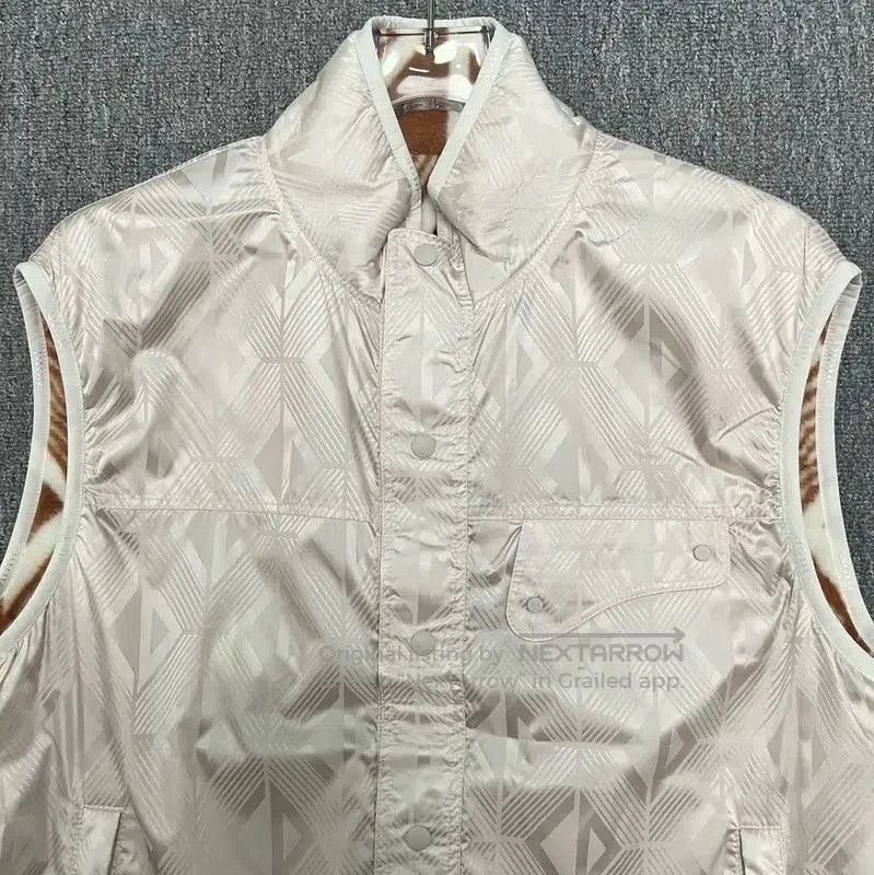 Dior Dior Brown Wool Vest with Geometric Pattern . Size US L / EU 52-54 / 3 - 7 Thumbnail