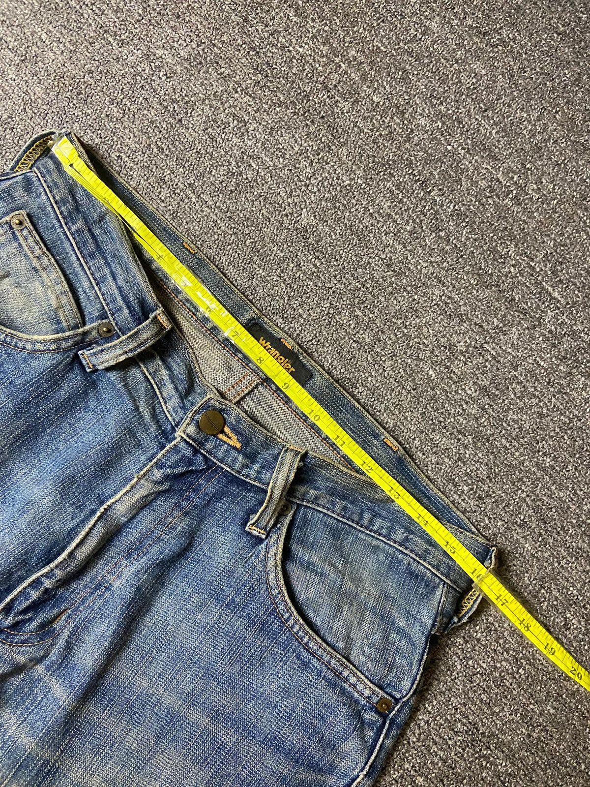 Japanese Brand × Vintage × Wrangler Vintage WRANGLER Distressed Denim Jeans (128) Size US 32 / EU 48 - 6 Thumbnail
