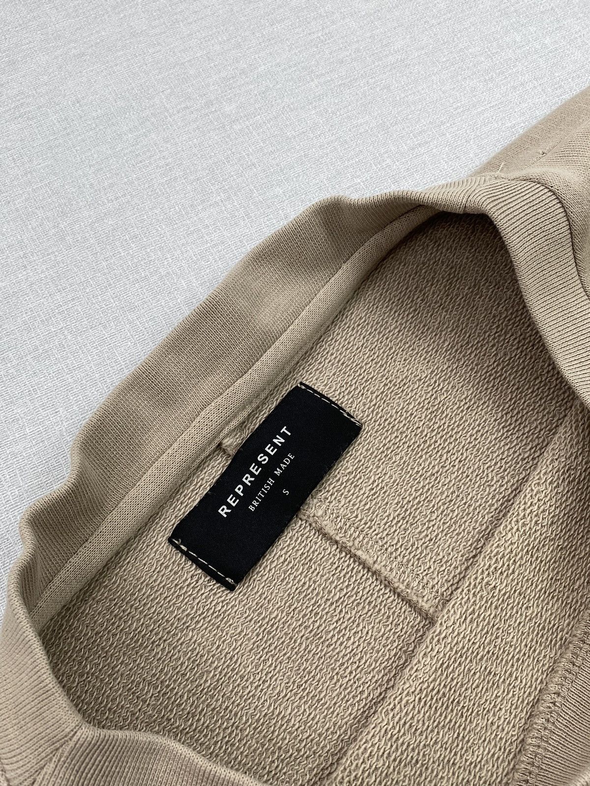 Represent Clo. Men’s Represent Oversized Sweatshirt size S Size US S / EU 44-46 / 1 - 4 Thumbnail