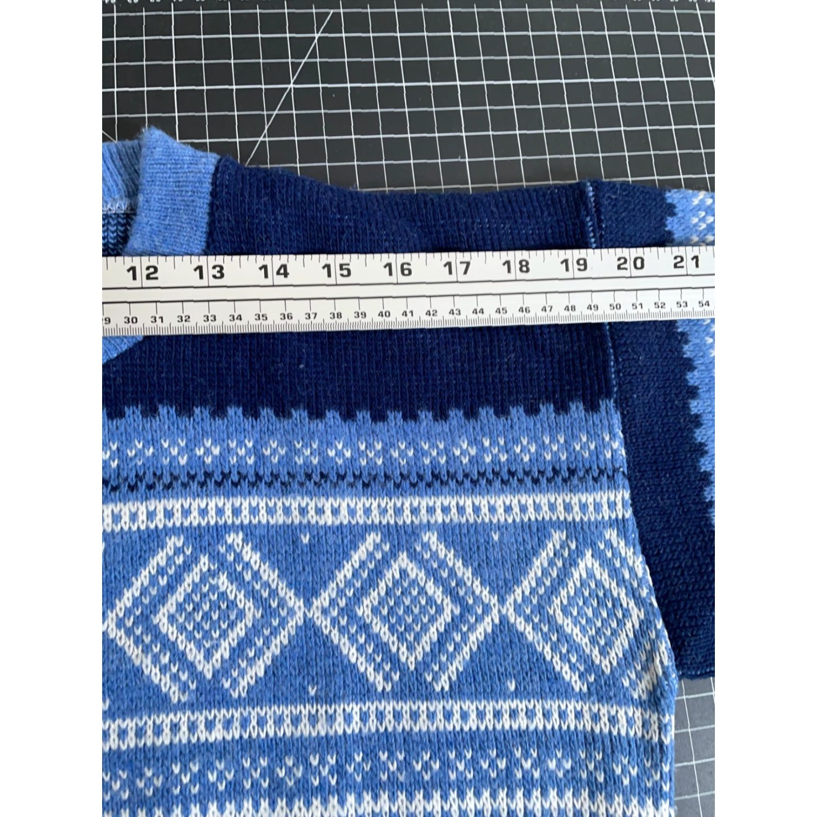 Vintage VINTAGE Alps Sweater Adult Medium Blue Fair Isle Knit Crewneck 90s Ski Lodge Mens Size US M / EU 48-50 / 2 - 7 Thumbnail