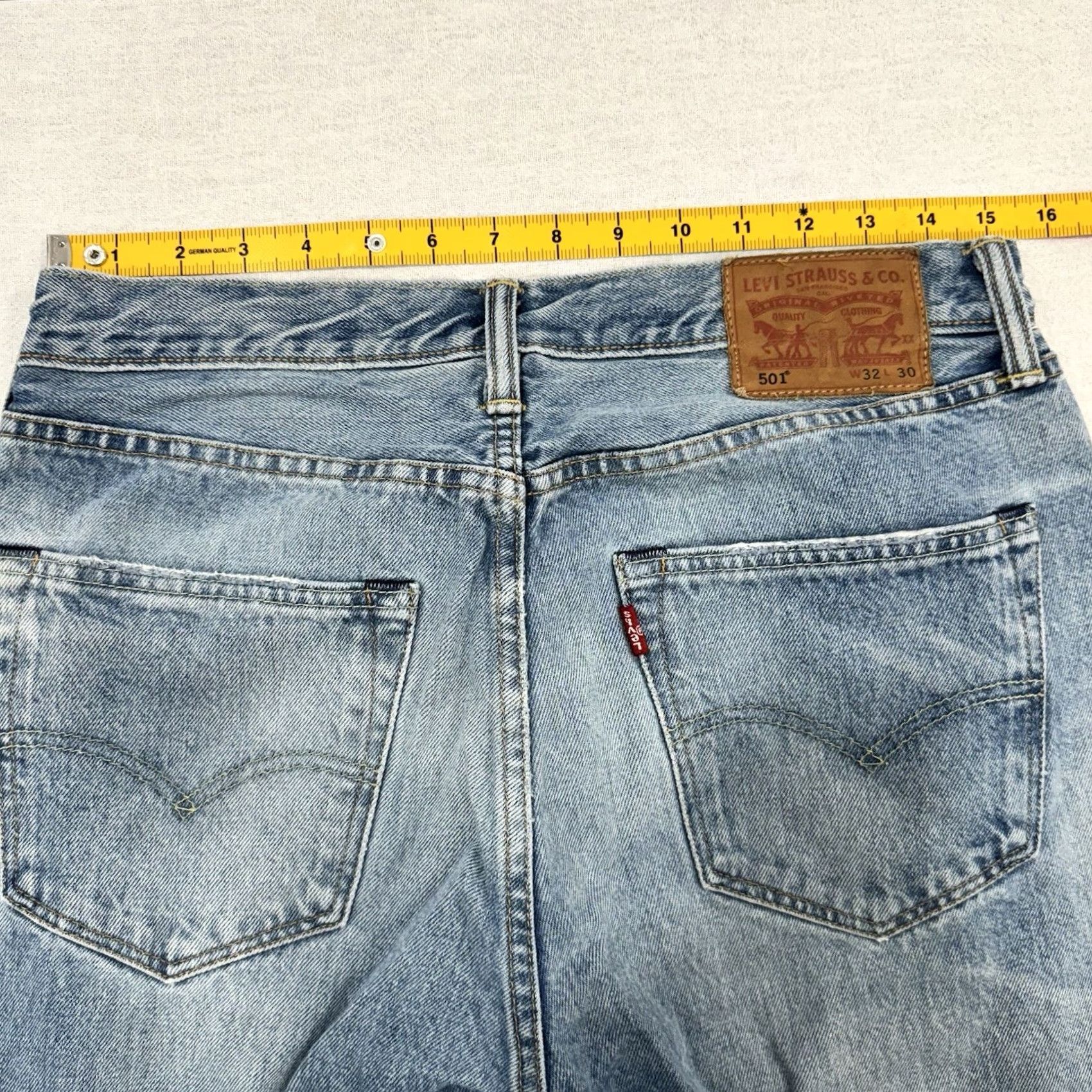 Levi's VINTAGE Levi’s 501 XX Jeans Men 32x30 Distressed Ripped Thrashed Blue Denim Cotton Jeans Size US 32 / EU 48 - 7 Thumbnail